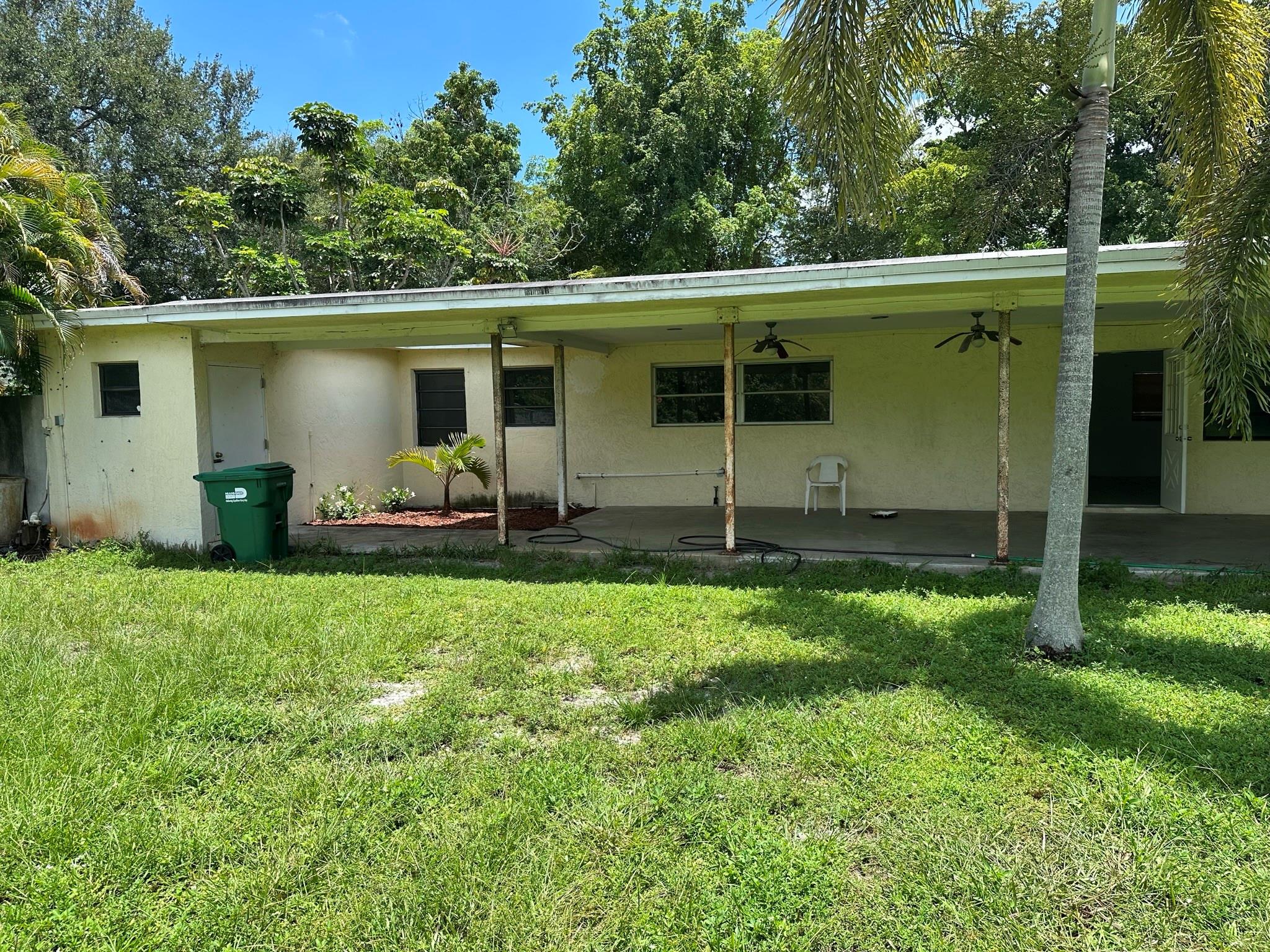 101-111 NE 148th Street 111, Miami, FL 33161