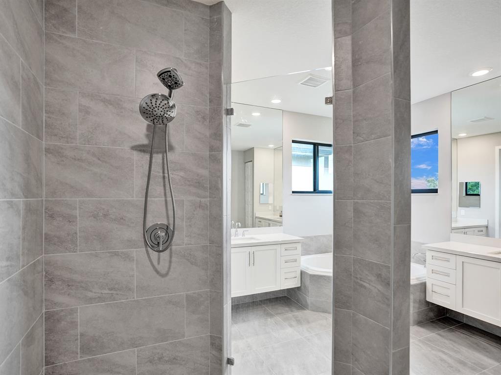Photo for 10805 Oceano Way, Parkland, FL 33076 - Listing #FX-10428266 10805 Oceano Way, Parkland, FL 33076
