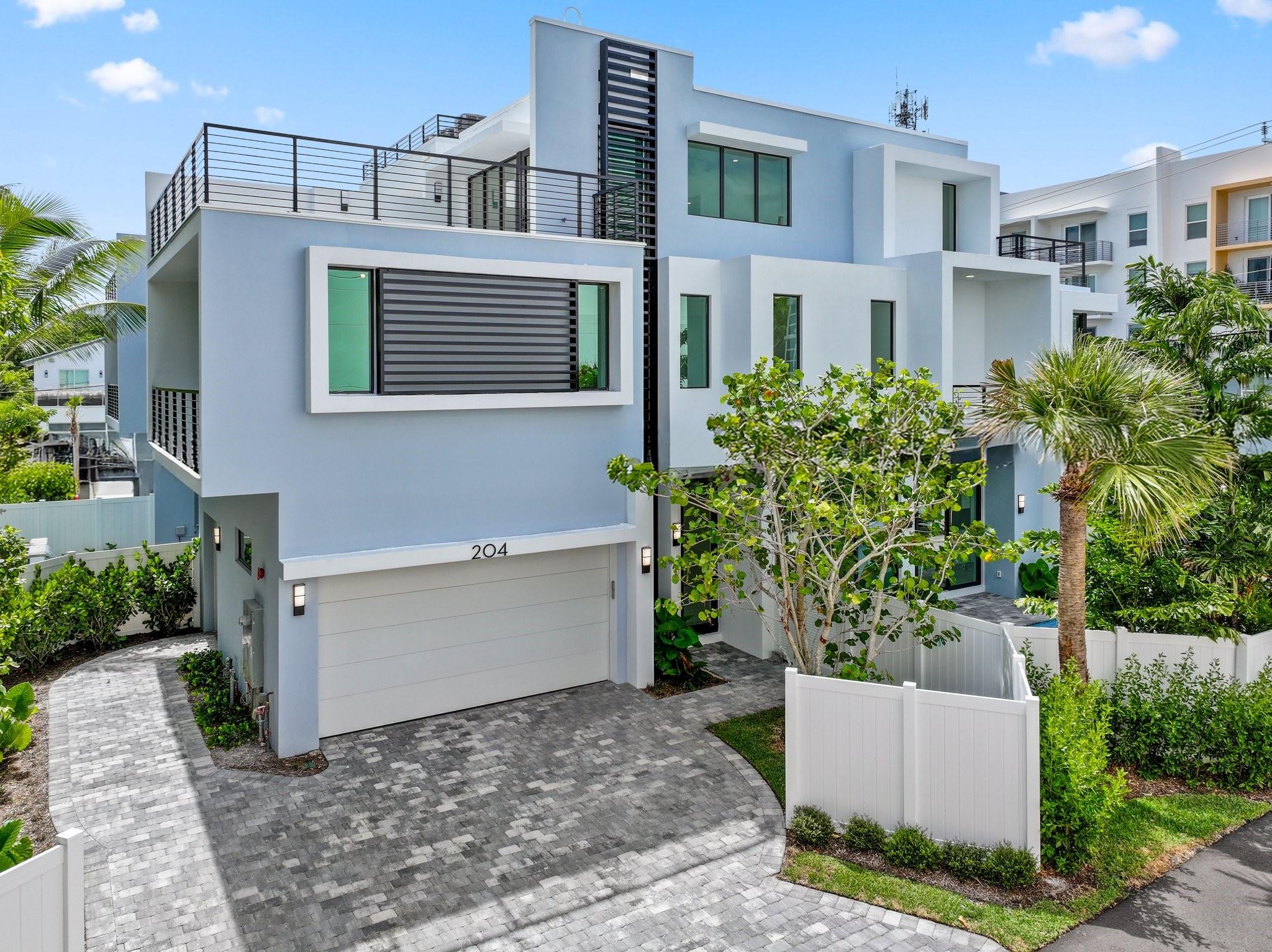 Photo for 204 Osceola Park Lane, Delray Beach, FL 33483 - Listing #FX-10504715 204 Osceola Park Lane, Delray Beach, FL 33483