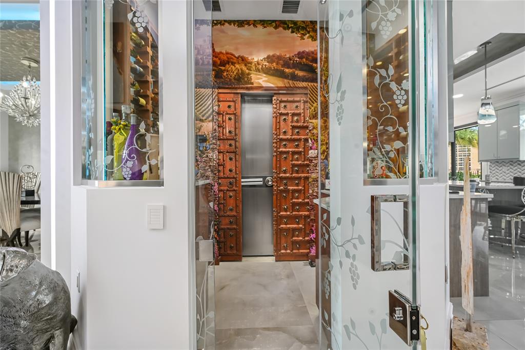 2900 NE 8 Avenue, Boca Raton, FL 33431