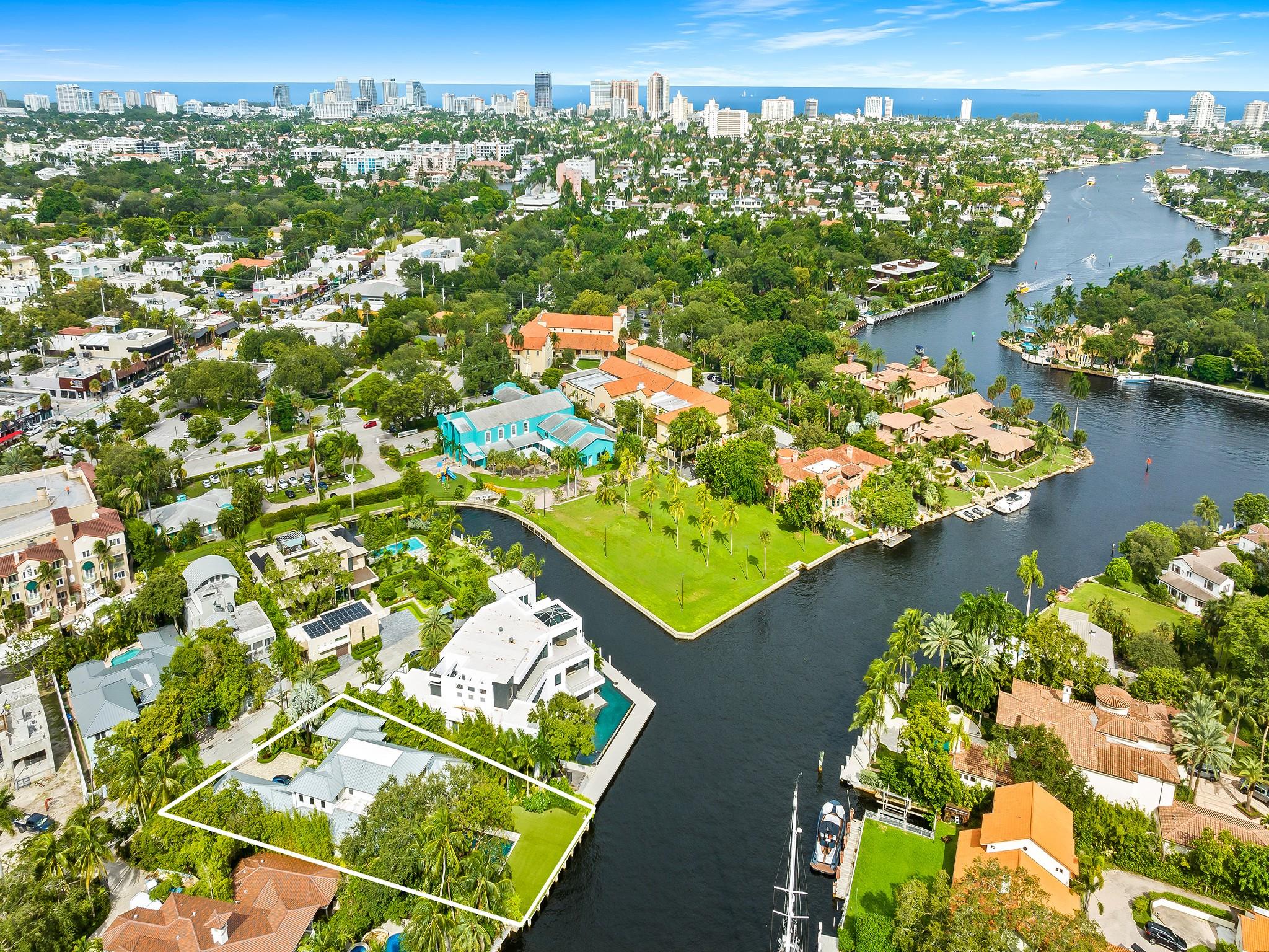 1110 SE 4th Street, Fort Lauderdale, FL 33301