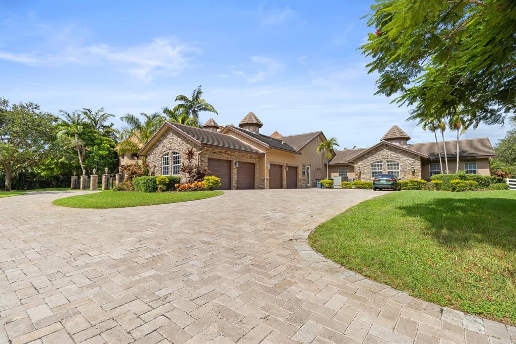 5335 Holatee Trail, Southwest Ranches, FL 33330