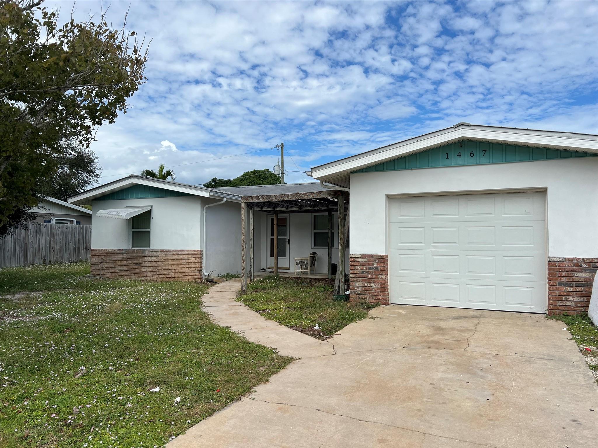 Photo for 1467 SE Andrews Street, Stuart, FL 34996 - listing #FX-10537021 1467 SE Andrews Street, Stuart, FL 34996