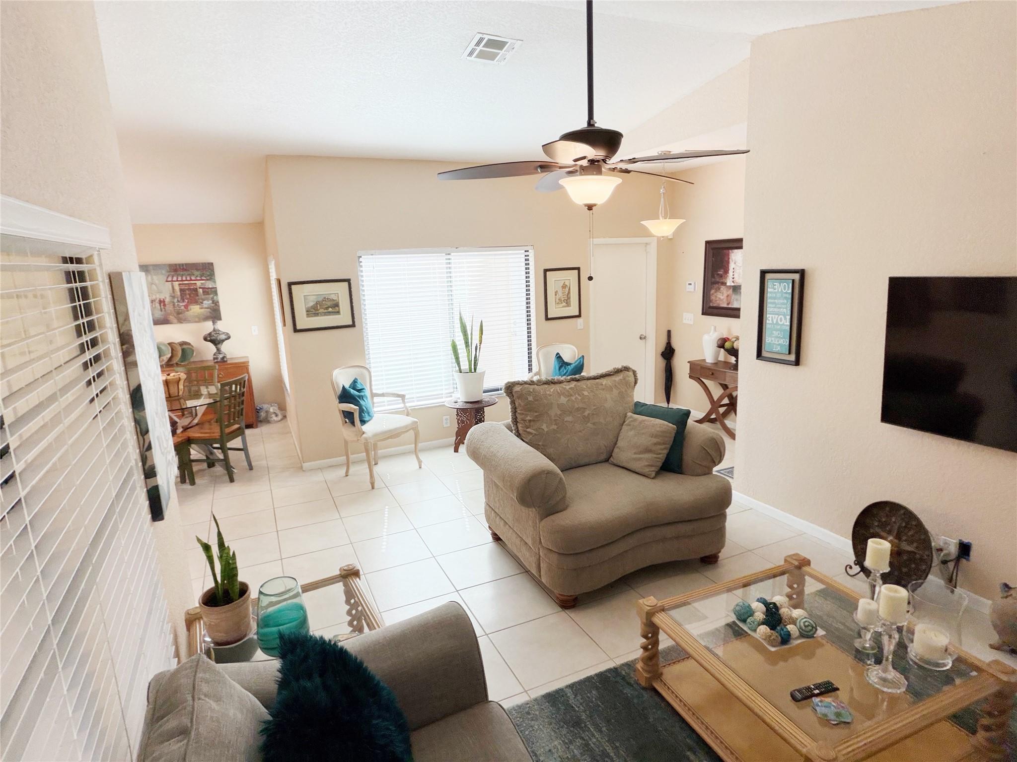 1512 NW 93rd Terrace, Coral Springs, FL 33071