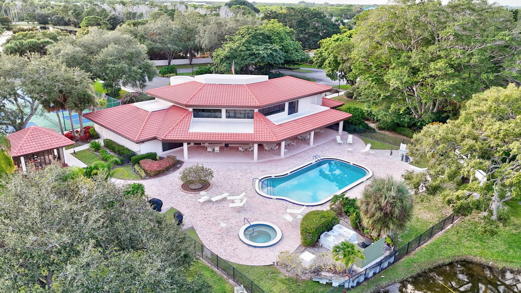CLUBHOUSE AERIAL VIEW