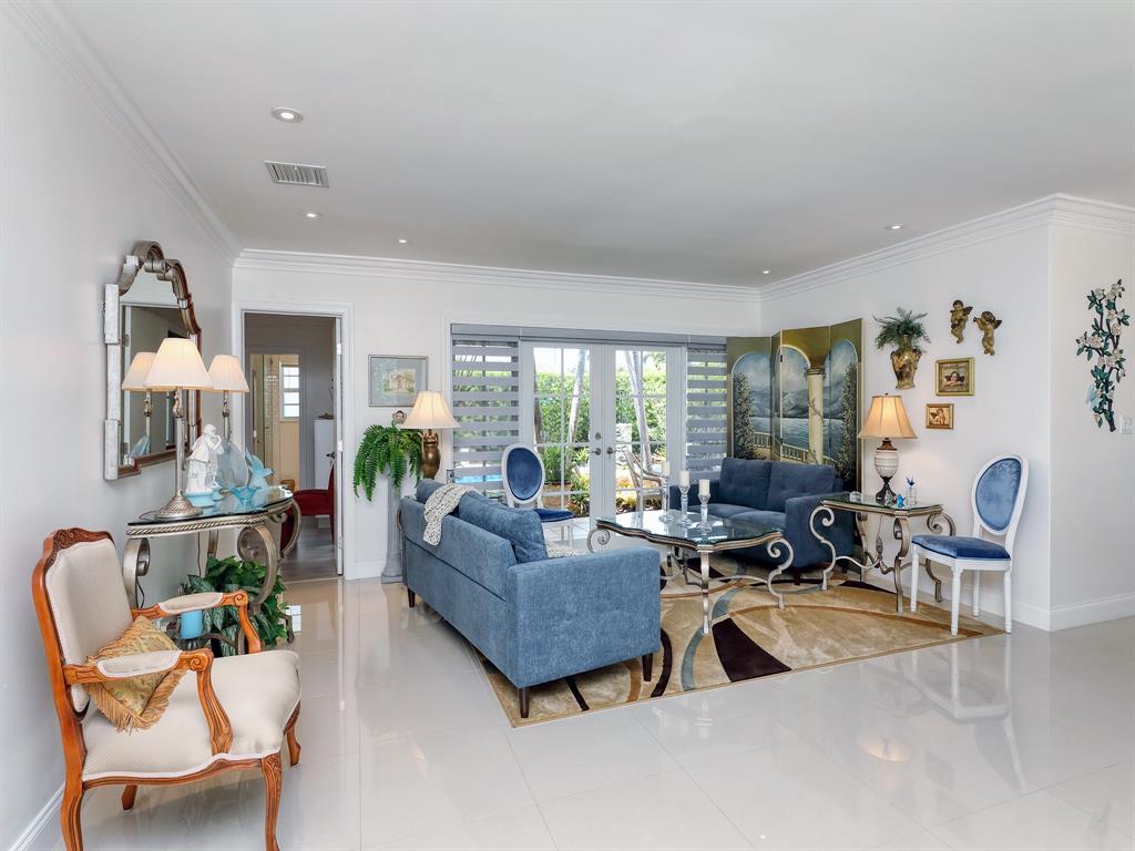 Photo for 4031 NE 17th Terrace, Oakland Park, FL 33334 - Listing #FX-10437186 4031 NE 17th Terrace, Oakland Park, FL 33334