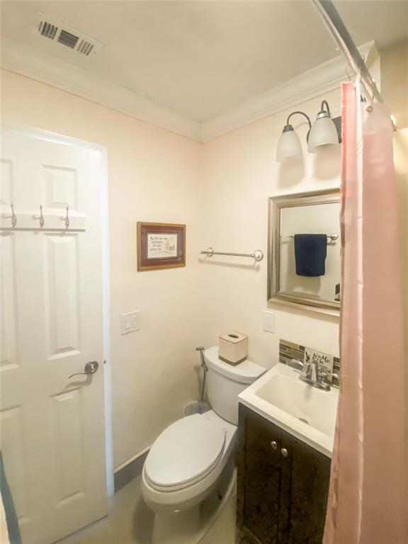 Photo for 1333 NE 25 Street, Pompano Beach, FL 33064 - Listing #FX-10409485 1333 NE 25 Street, Pompano Beach, FL 33064