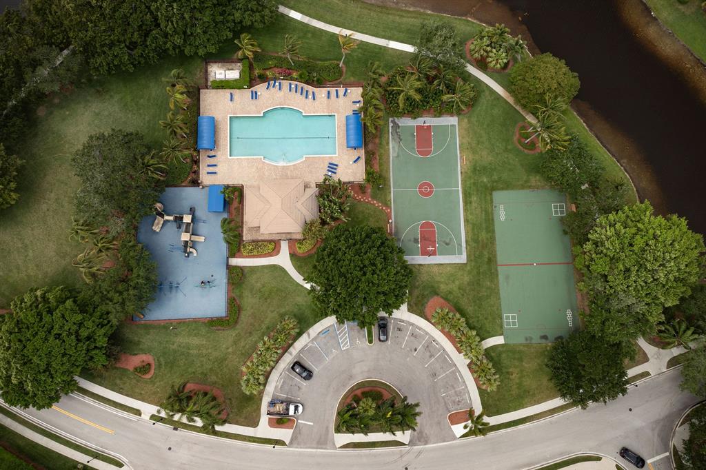 Photo for 1104 Hidden Valley Way, Weston, FL 33327 - Listing #FX-10435153 1104 Hidden Valley Way, Weston, FL 33327