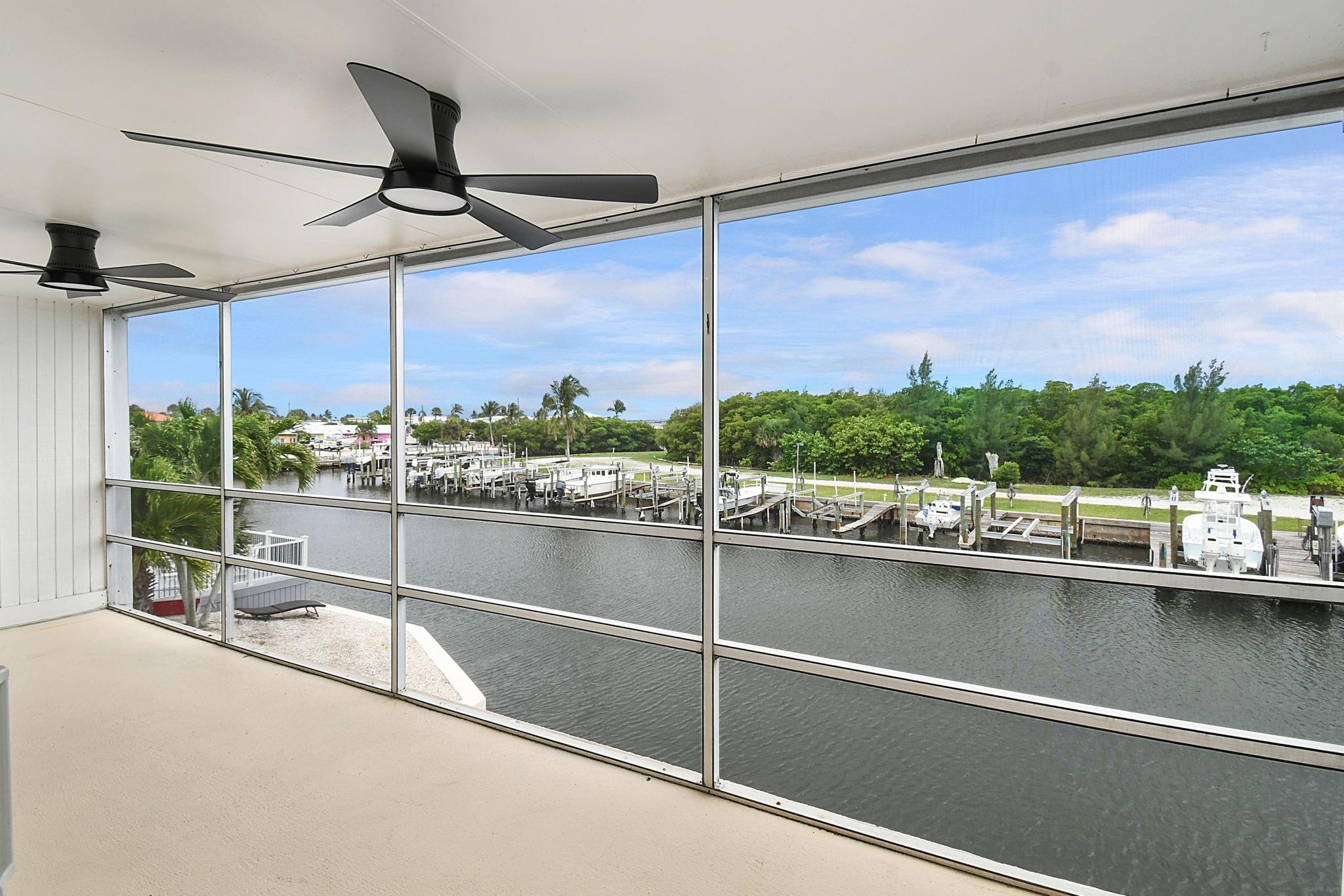 Screened Large Balcony Waterviews