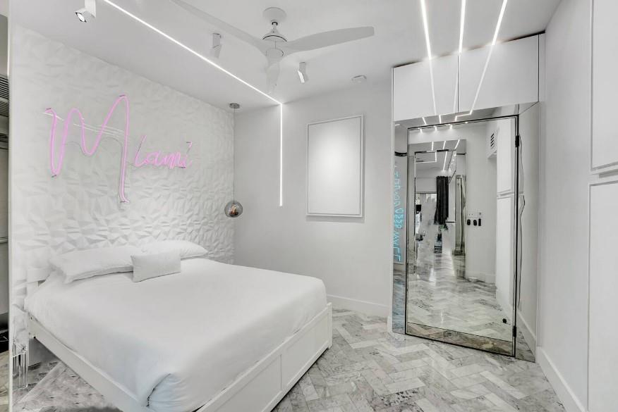 124 11th Street, Miami Beach, FL 33139