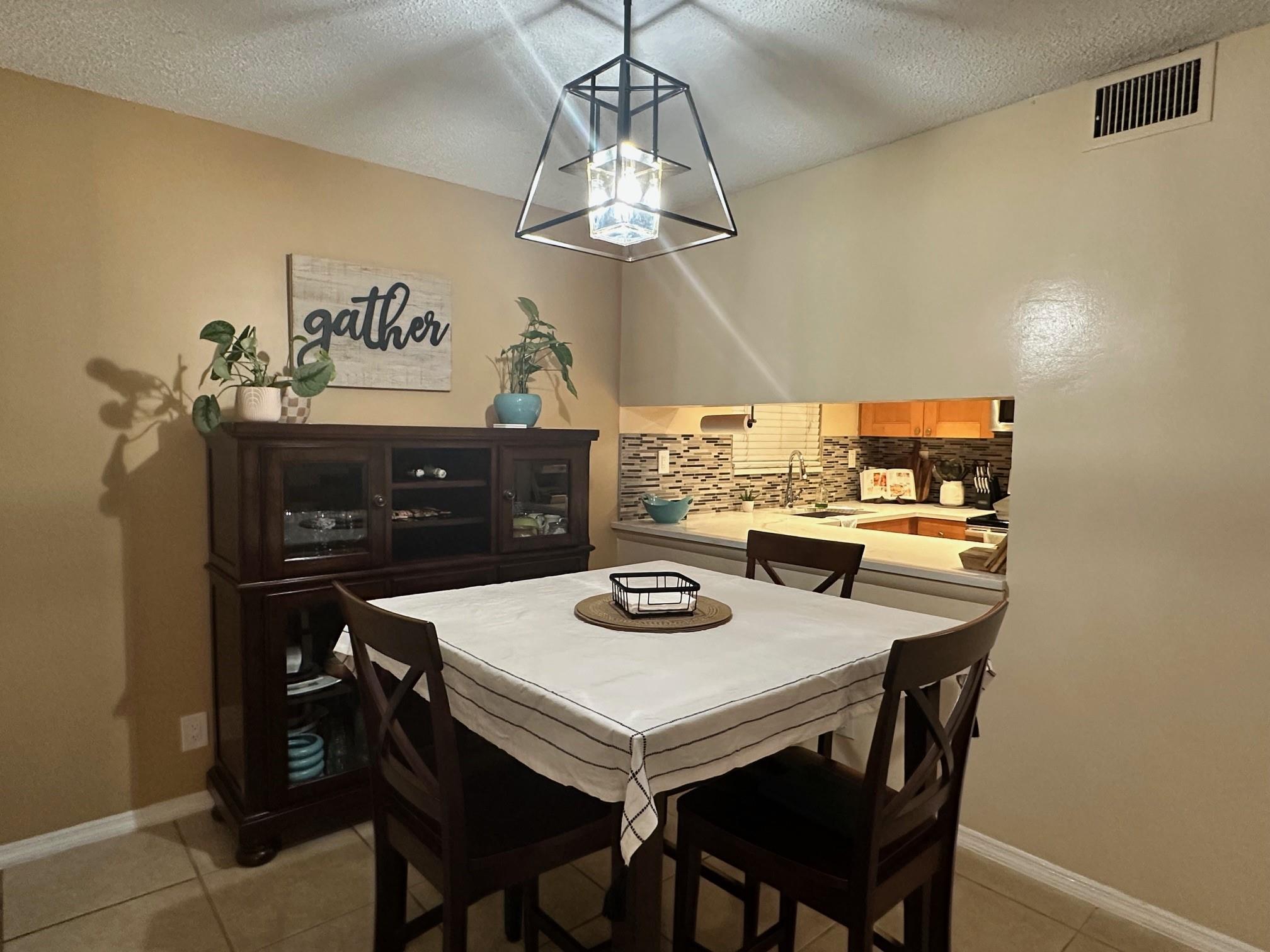 8427 Shadow Court 2, Coral Springs, FL 33071