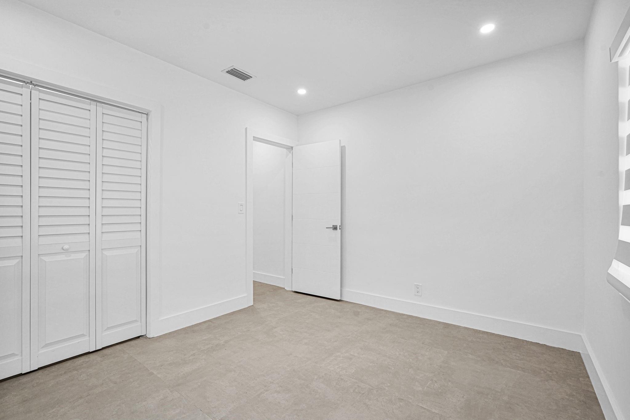 2291 SW 17th Street, Miami, FL 33145