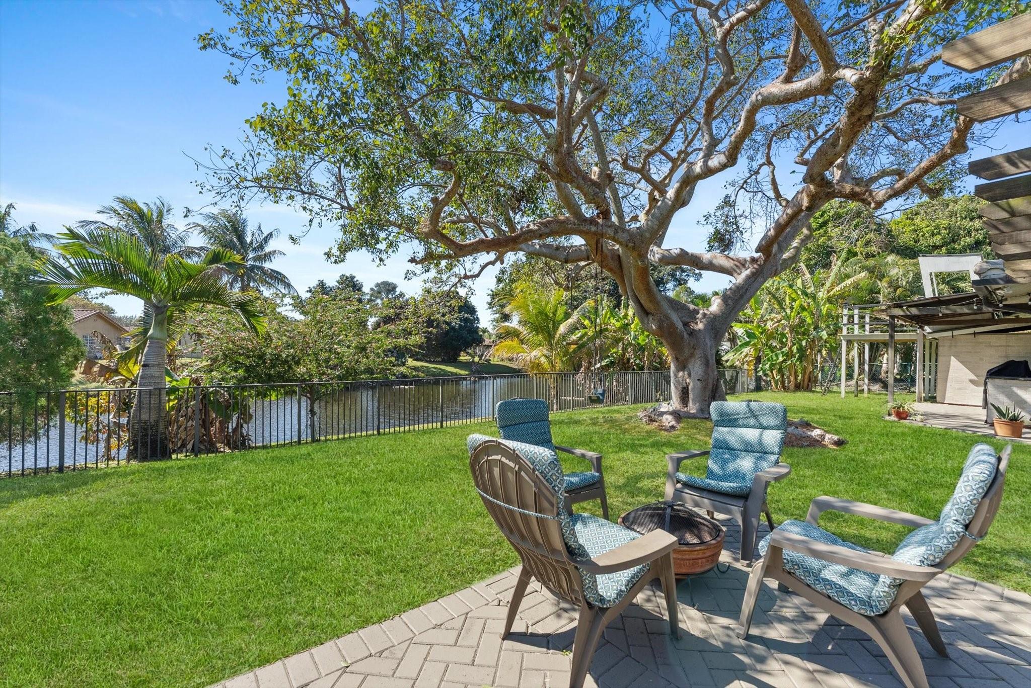 8264 Shadow Wood Boulevard, Coral Springs, FL 33071