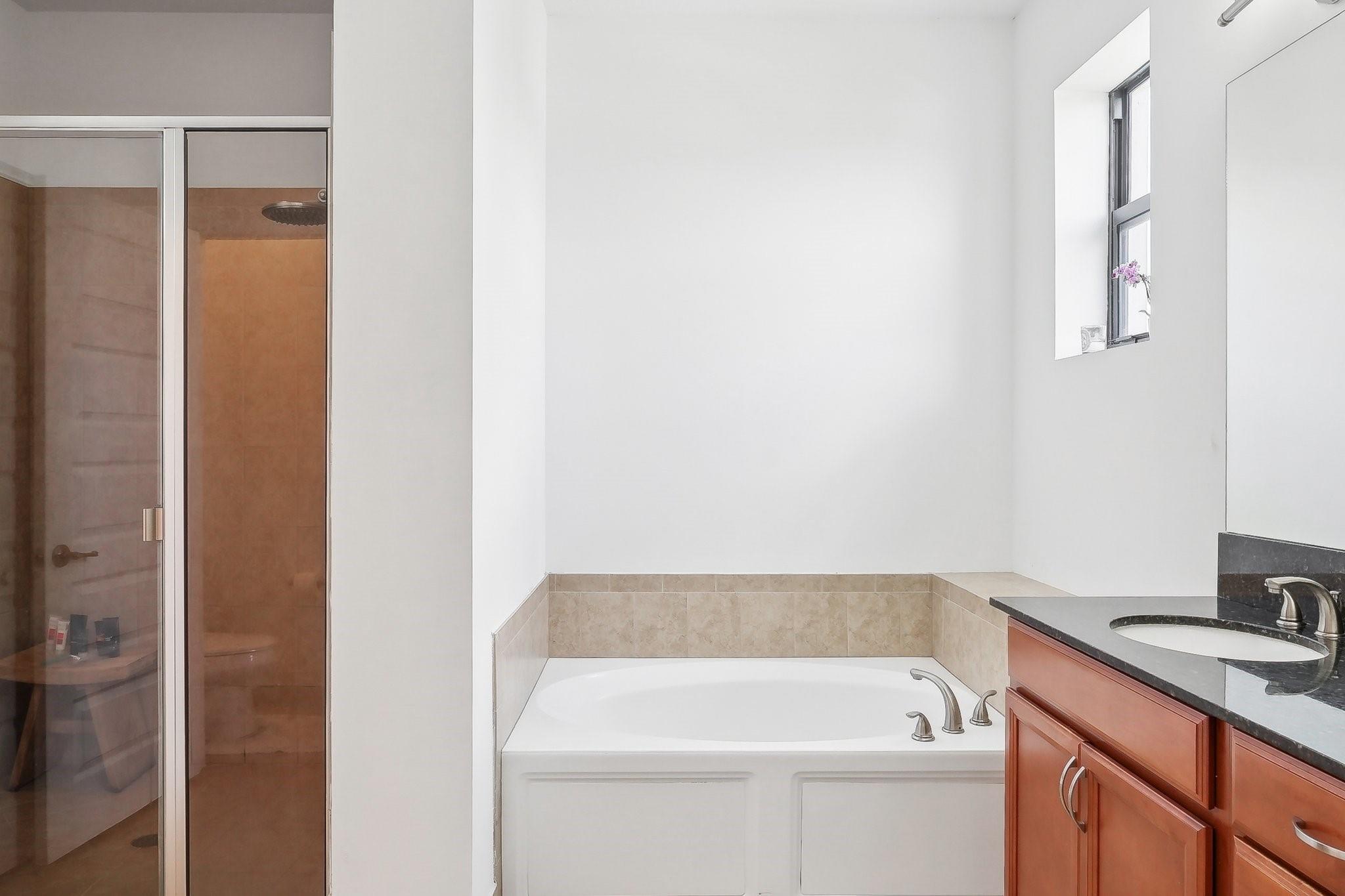 Photo for 19276 NE 9th Place, Miami, FL 33179 - Listing #FX-10501523 19276 NE 9th Place, Miami, FL 33179