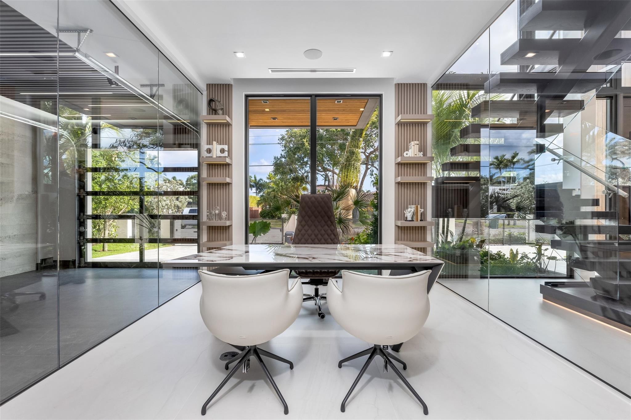 2733 NE 16th Street, Fort Lauderdale, FL 33304