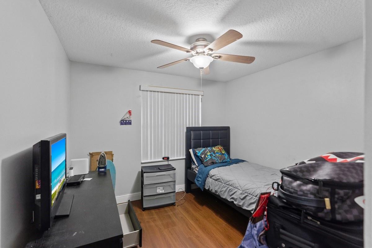 904 NW 126th Avenue, Coral Springs, FL 33071