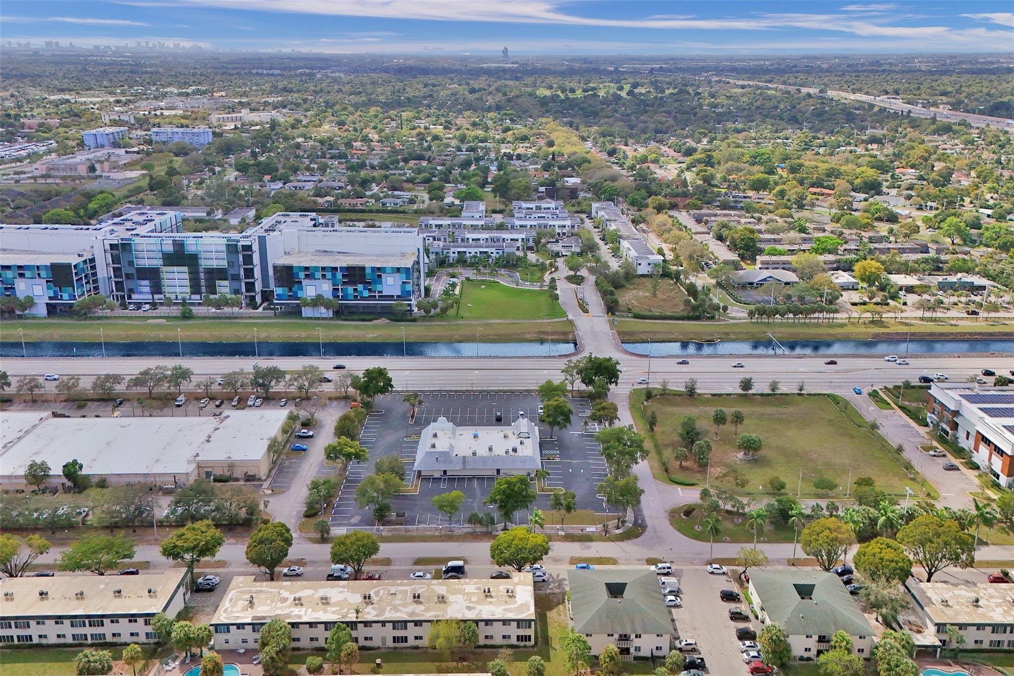 4441 W Sunrise Boulevard, Plantation, FL 33313