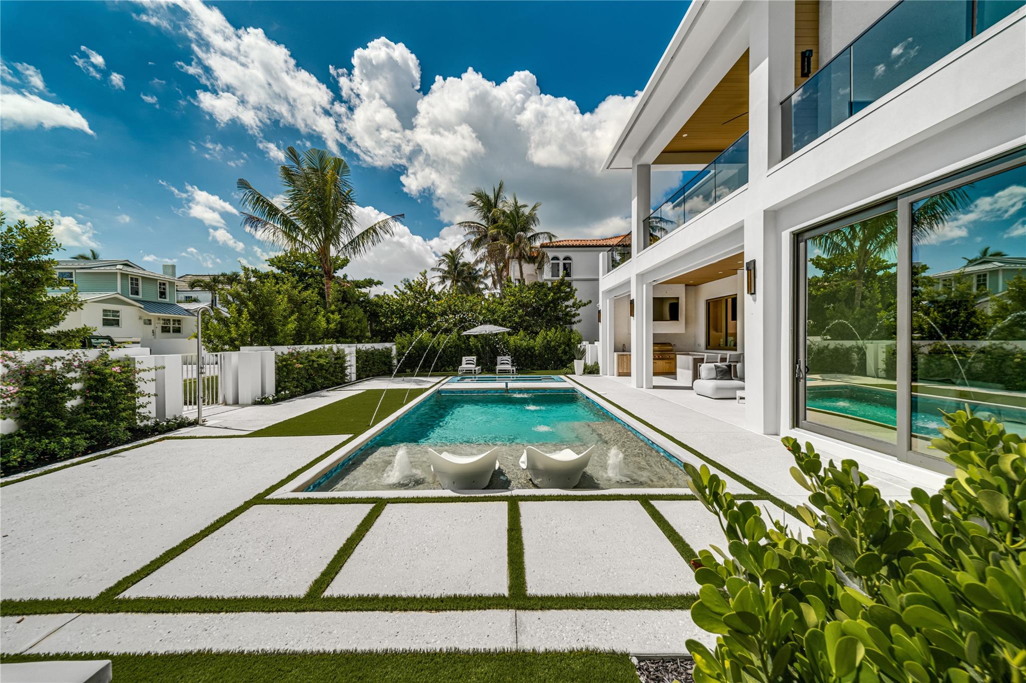 6107 N Ocean Boulevard, Ocean Ridge, FL 33435