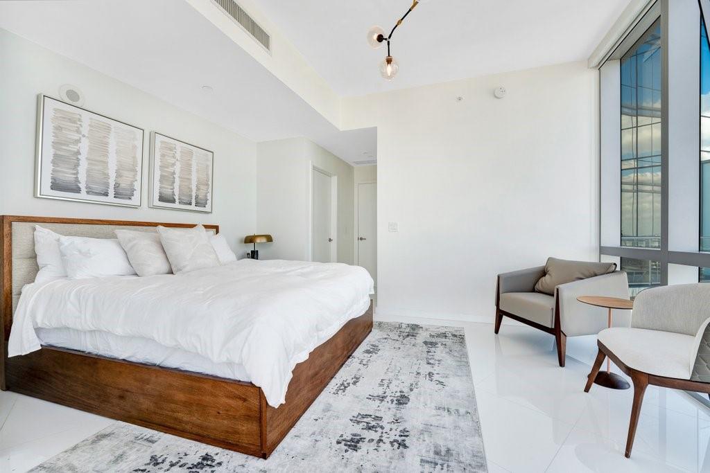 851 NE 1st Avenue 2202, Miami, FL 33132