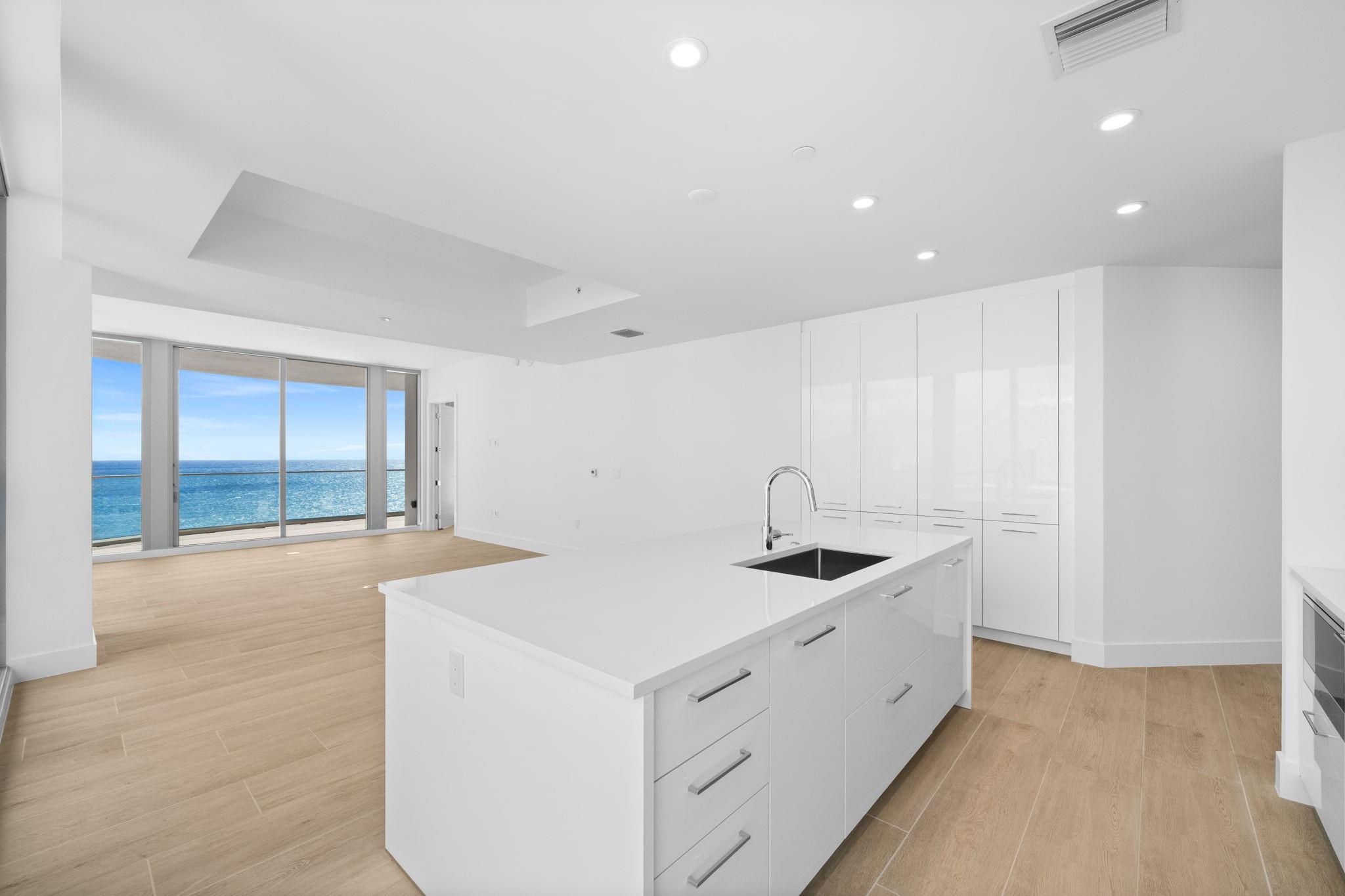 Photo for 153 N Seabreeze, 1005-S, Fort Lauderdale, FL 33304 - listing #FX-10533650 153 N Seabreeze, 1005-S, Fort Lauderdale, FL 33304