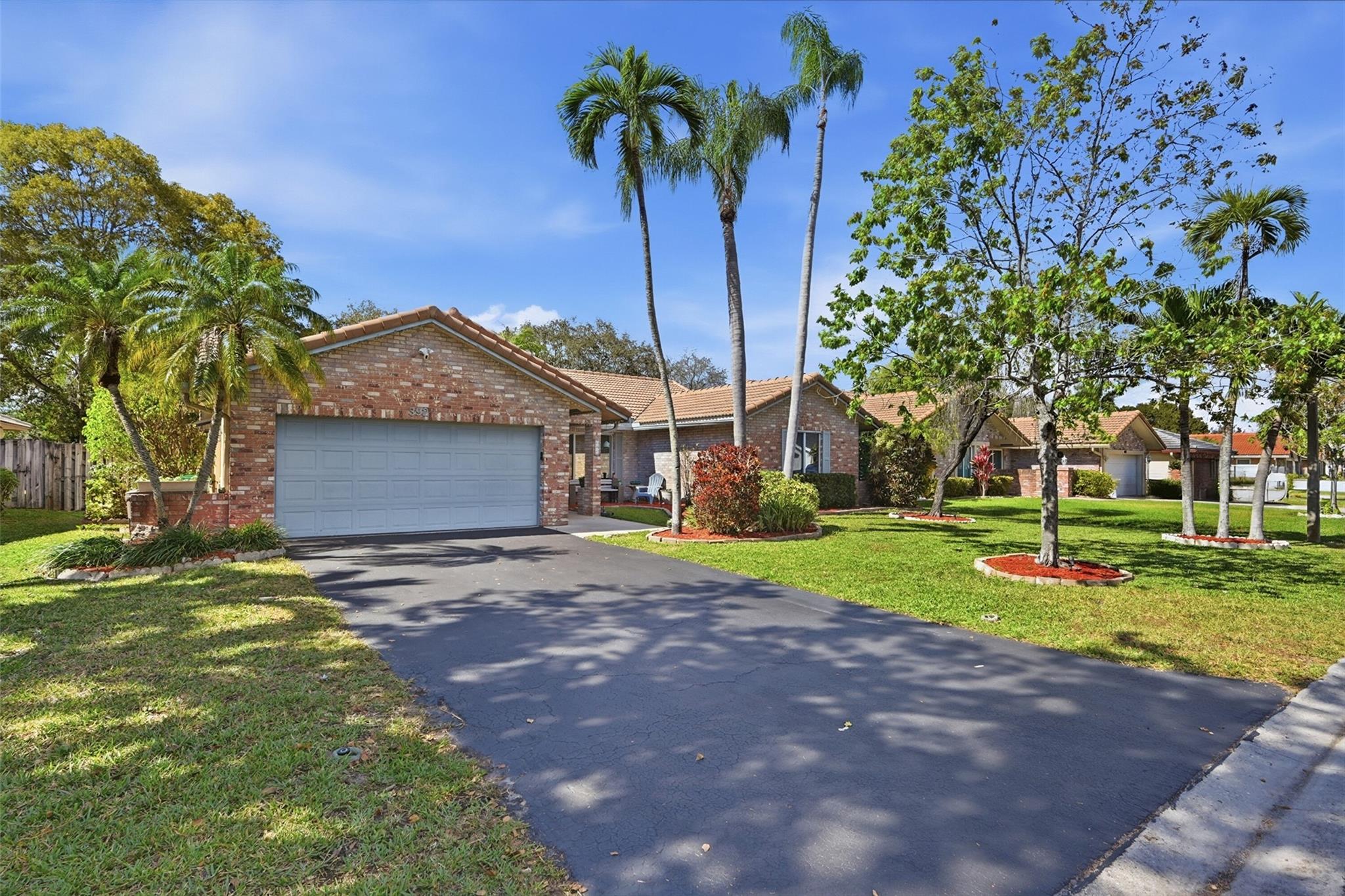 392 NW 113th Terrace, Coral Springs, FL 33071