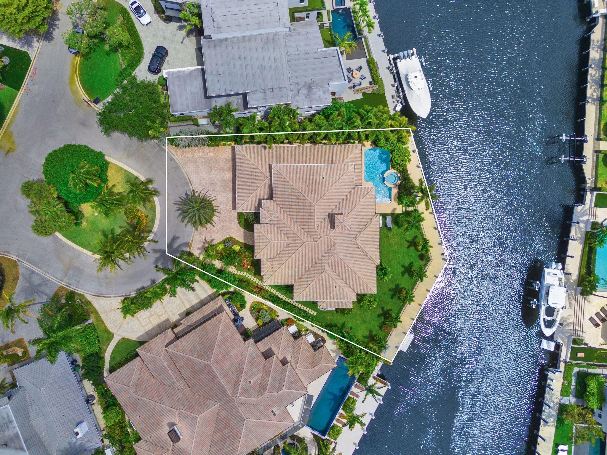 41 Compass Lane, Fort Lauderdale, FL 33308