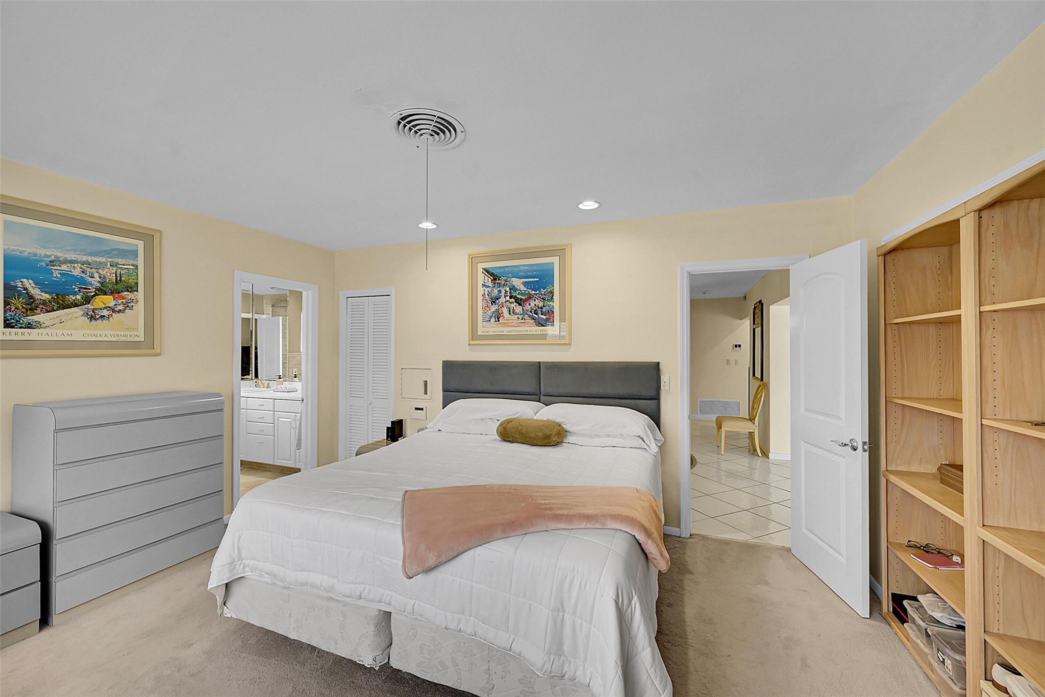 Photo for 2920 NE 23rd Street, Pompano Beach, FL 33062 - Listing #FX-10512875 2920 NE 23rd Street, Pompano Beach, FL 33062