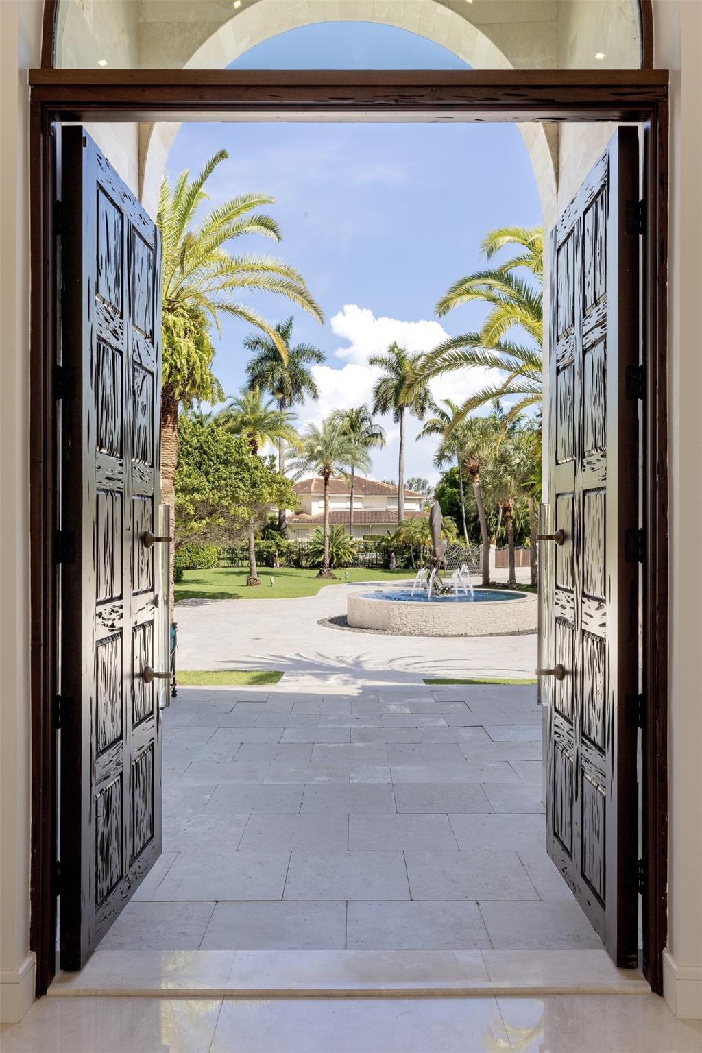 529 Bontona Avenue, Fort Lauderdale, FL 33301