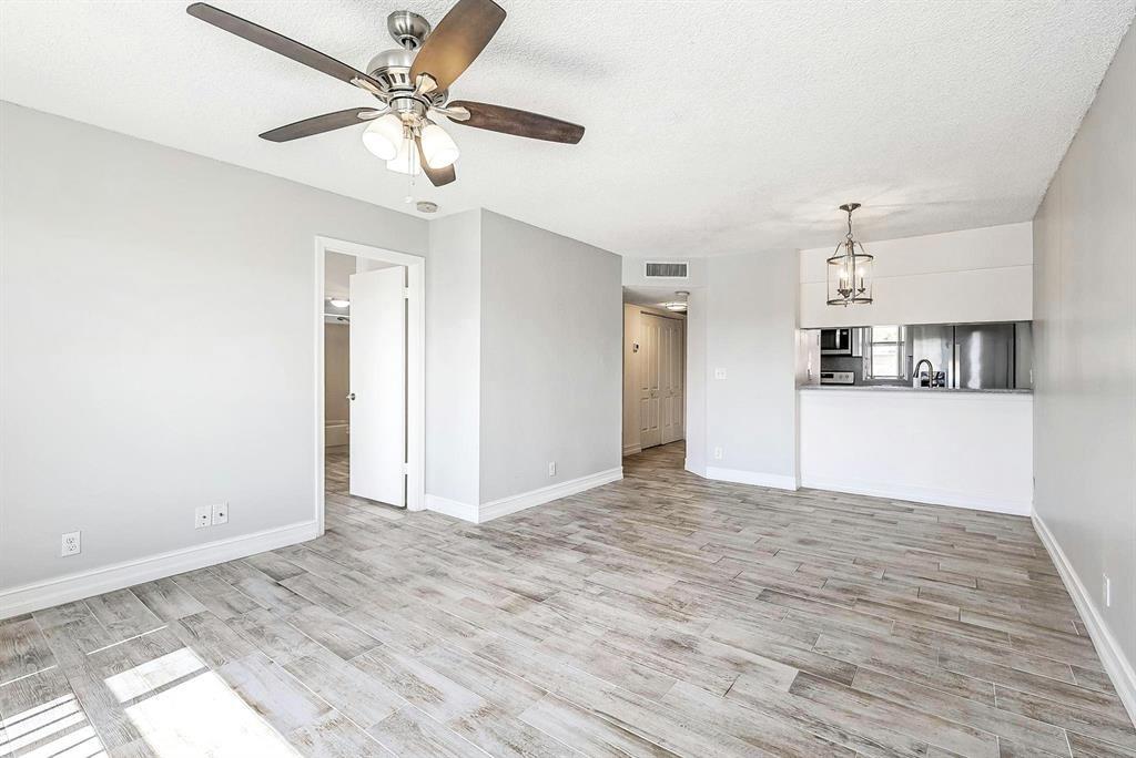 911 Twin Lakes Drive 3-N, Coral Springs, FL 33071