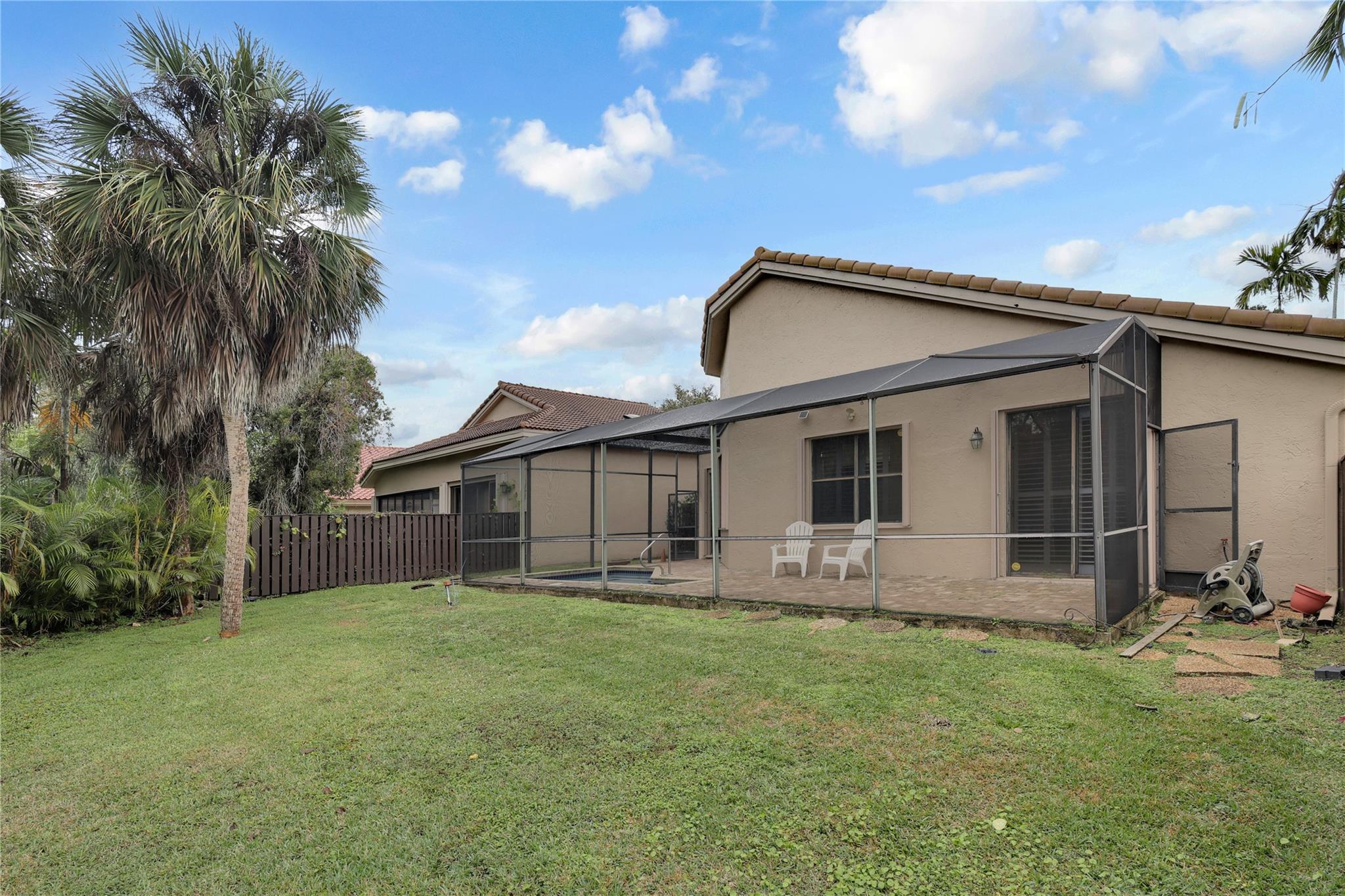 10481 NW 17th Street, Plantation, FL 33322