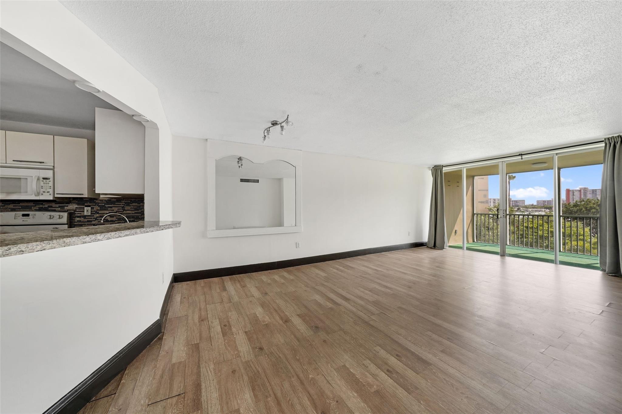 Photo for 1750 NE 191st Street, 519, Miami, FL 33179 - Listing #FX-10506230 1750 NE 191st Street, 519, Miami, FL 33179