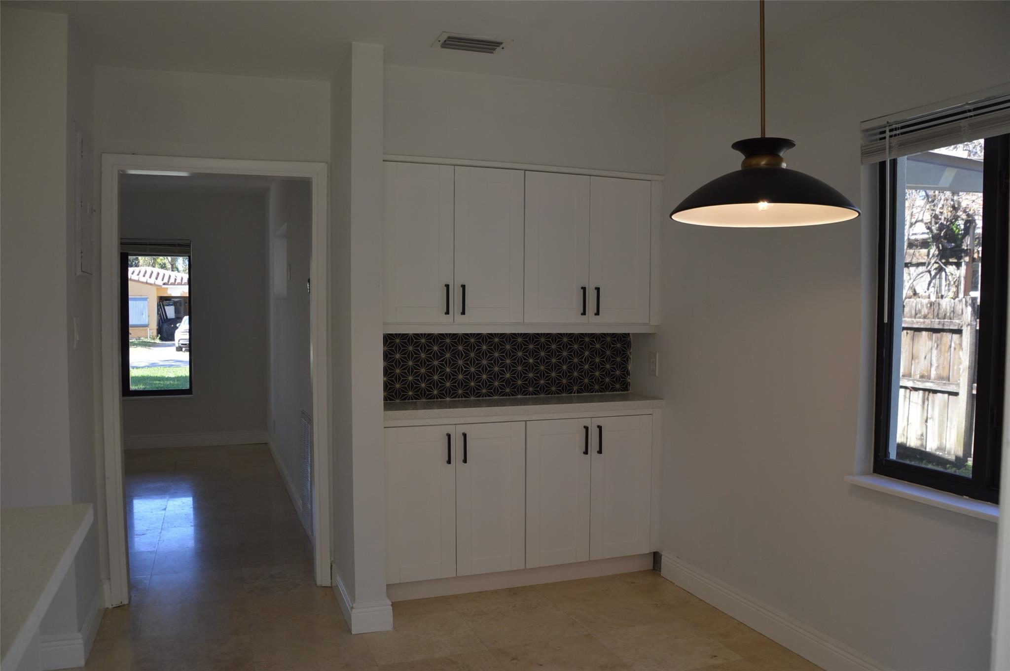 1430 NE 16th Avenue, Fort Lauderdale, FL 33304