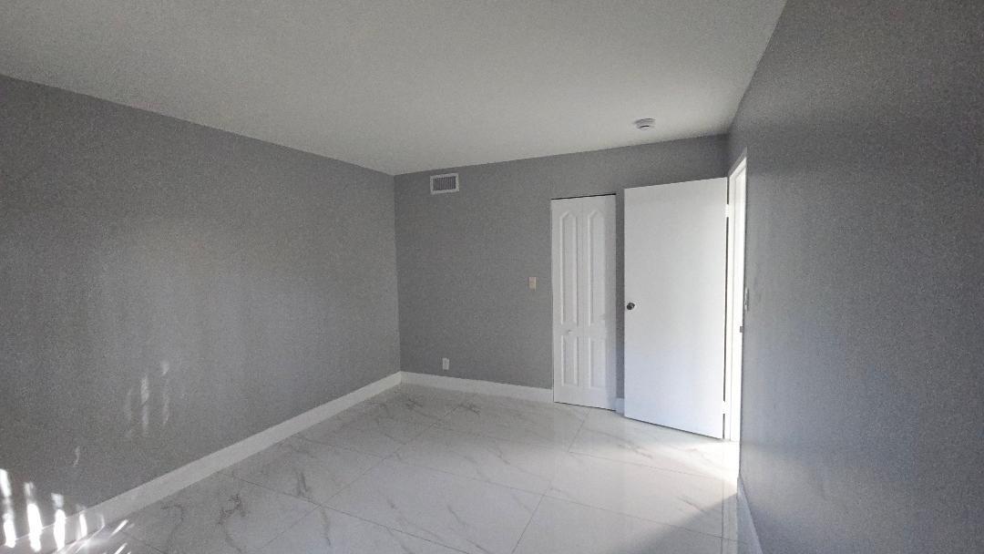 3000 Riverside Drive 111, Coral Springs, FL 33065