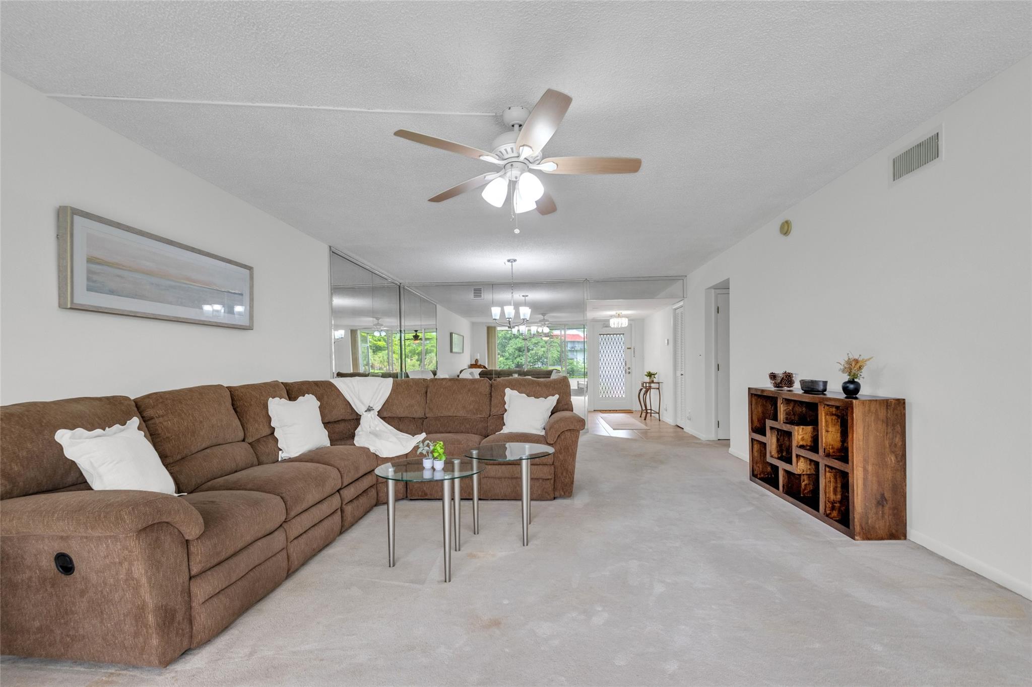 2850 S Forest Hills Boulevard 105, Coral Springs, FL 33065