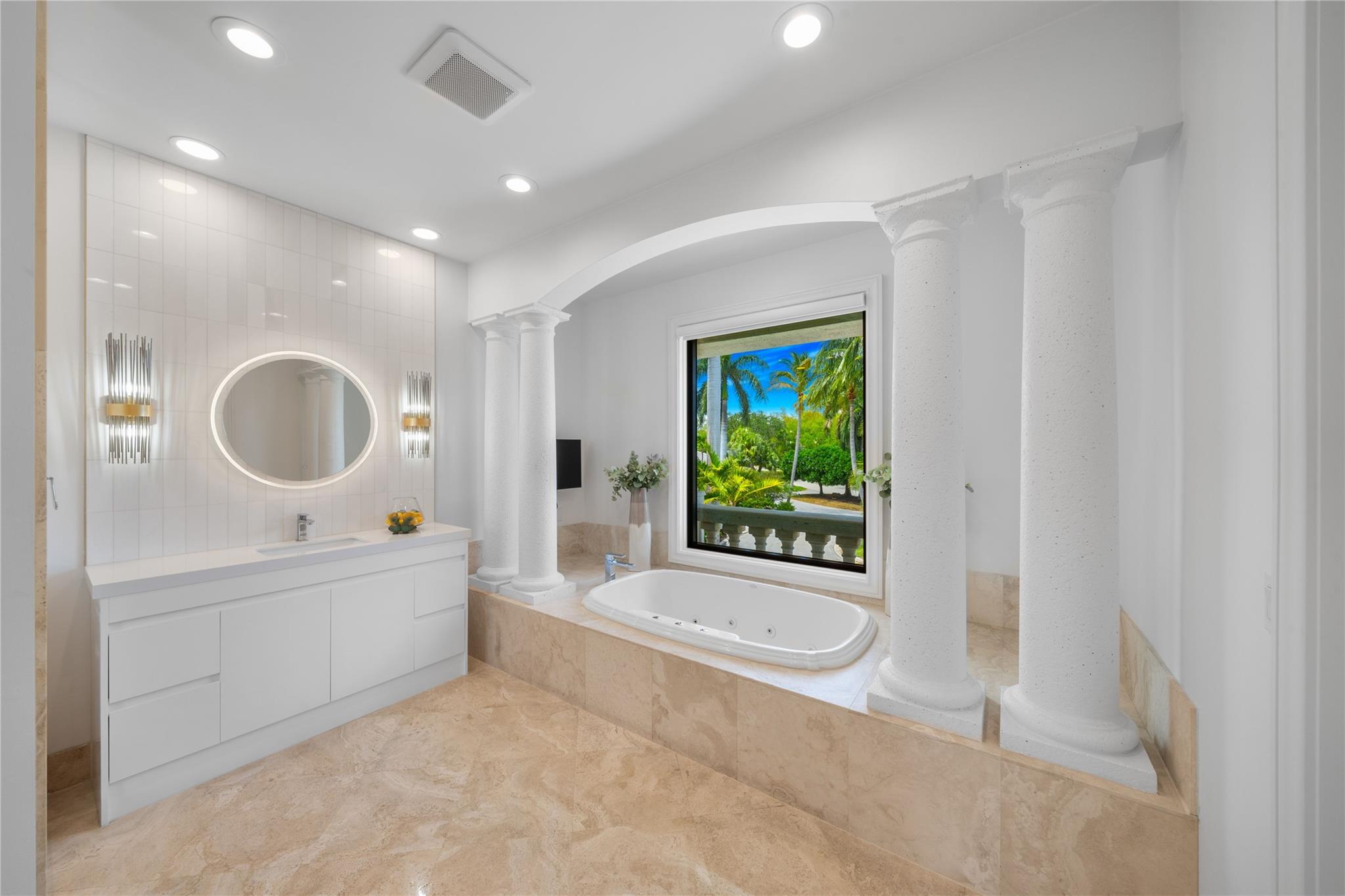 41 Compass Lane, Fort Lauderdale, FL 33308