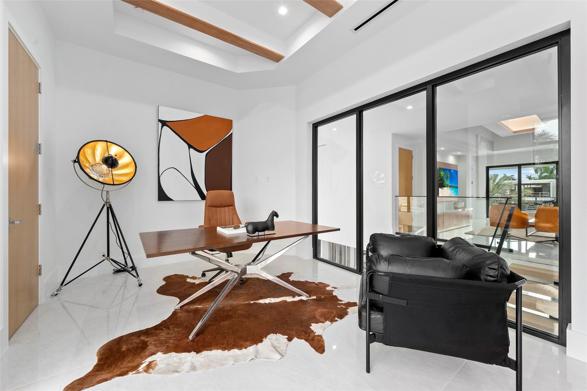 24 Fiesta Way, Fort Lauderdale, FL 33301