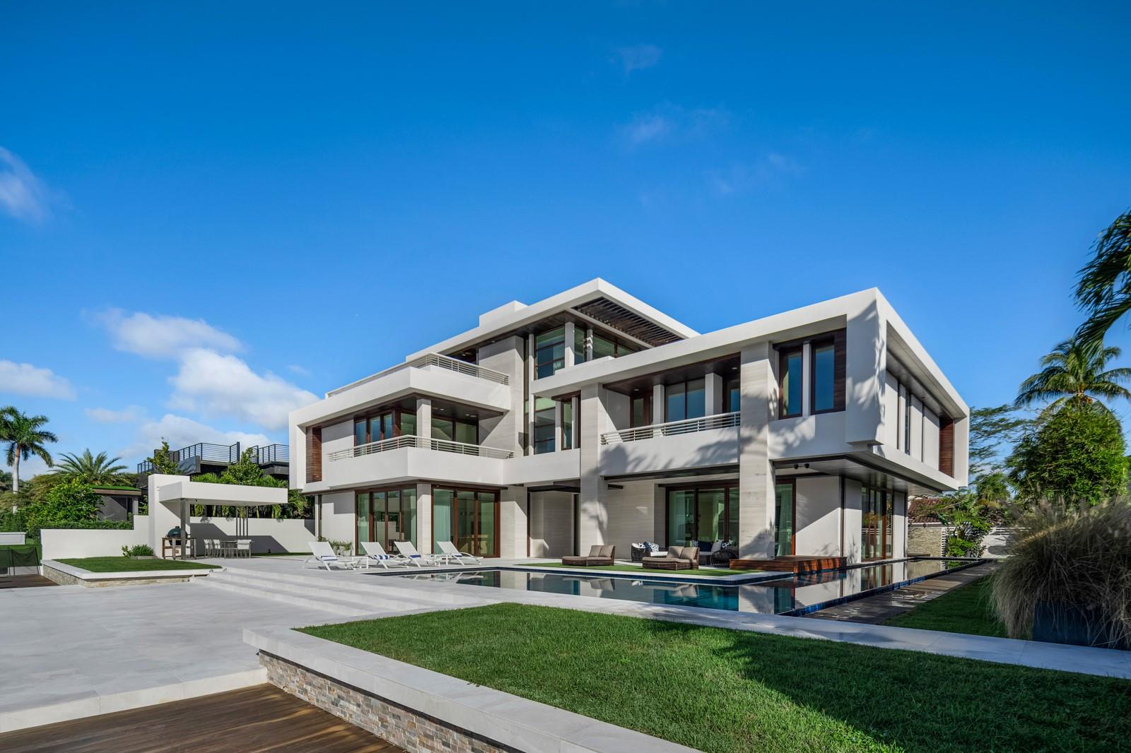 10 Pelican Drive, Fort Lauderdale, FL 33301