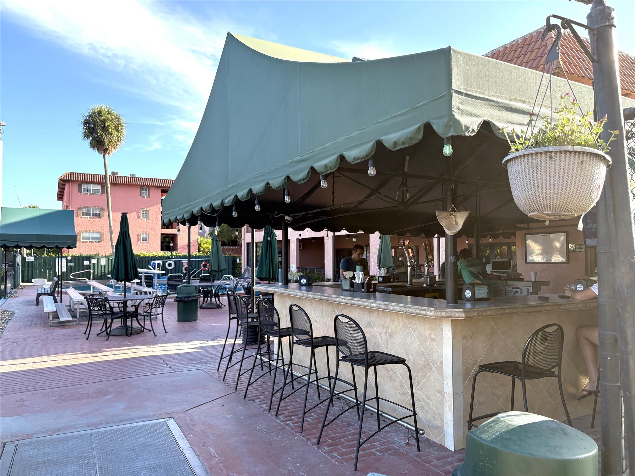 Full service Patio Bar & Grille