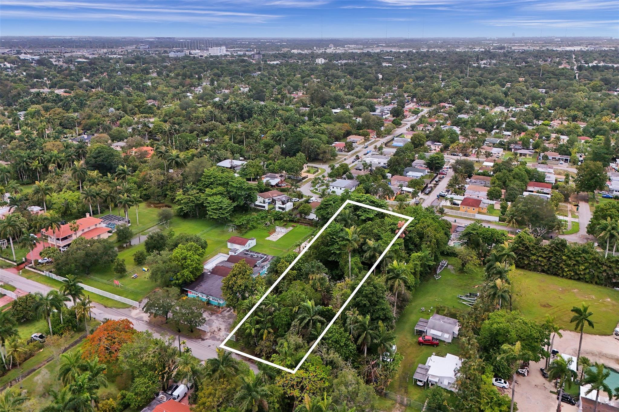 453 NE 154th Street, Miami, FL 33162