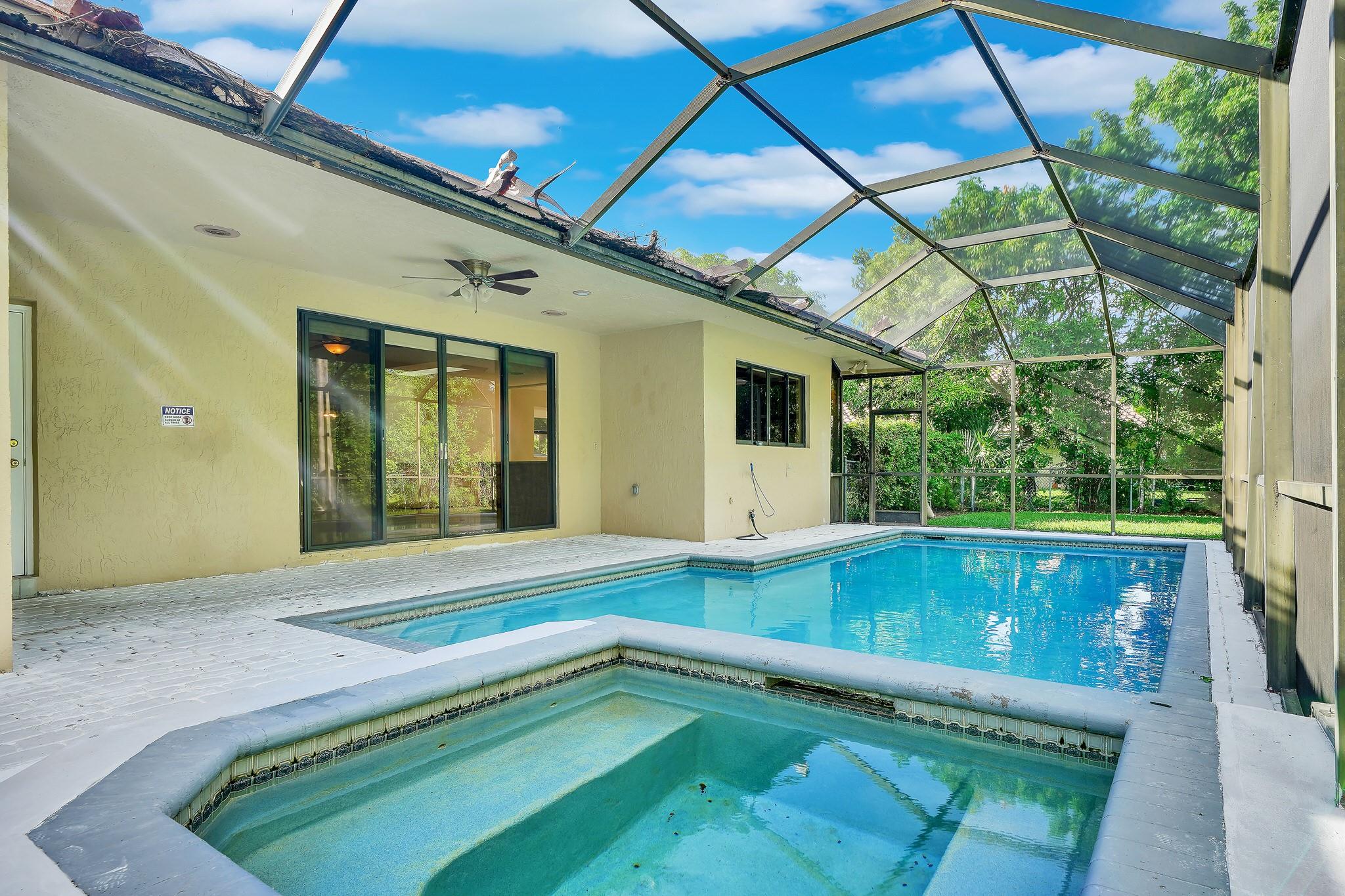 645 NW 102nd Avenue, Coral Springs, FL 33071