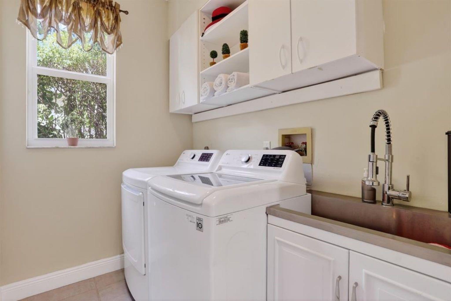 5340 NW 103rd Way, Coral Springs, FL 33076