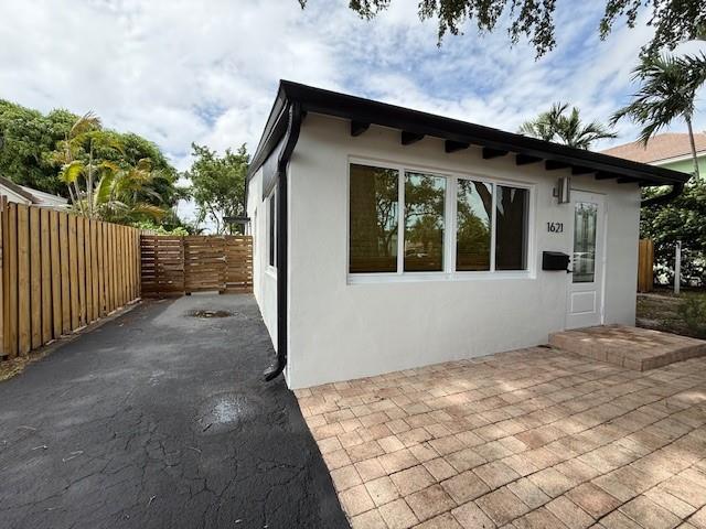 Photo for 1621 NE 16th Terrace, 1621, Fort Lauderdale, FL 33305 - listing #FX-10535499 1621 NE 16th Terrace, 1621, Fort Lauderdale, FL 33305