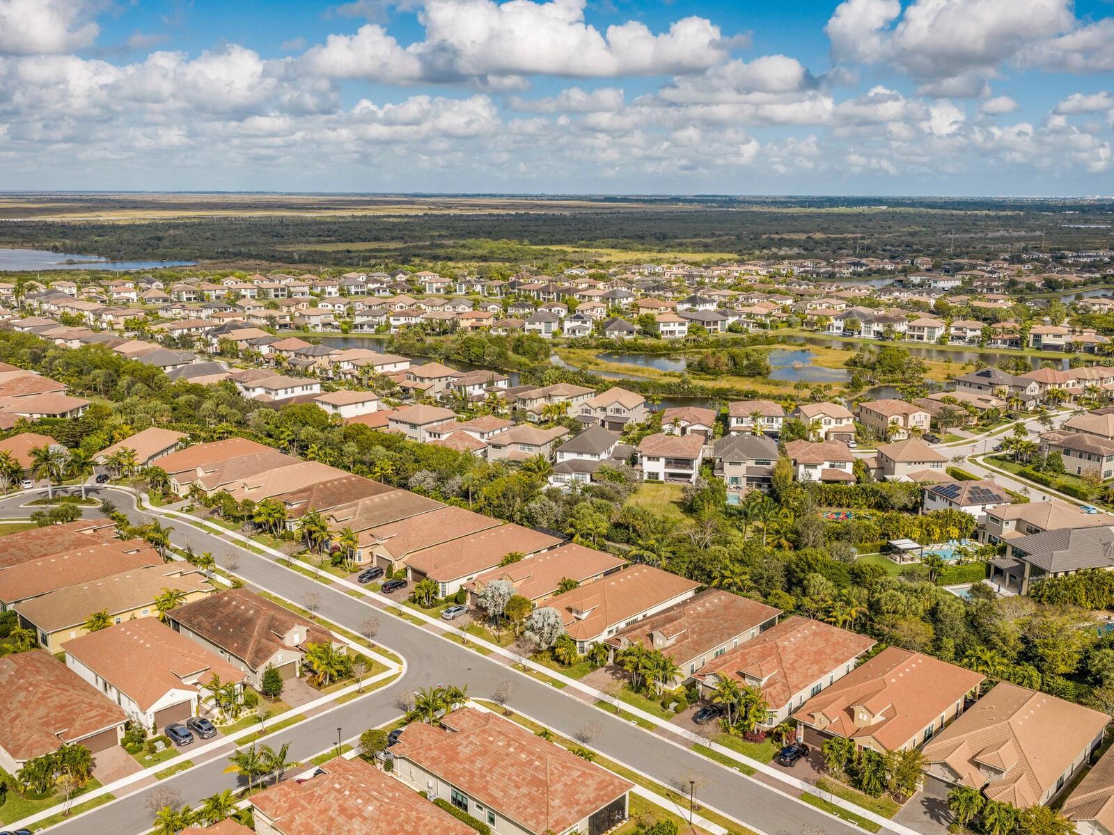 9088 E Leon Circle, Parkland, FL 33076