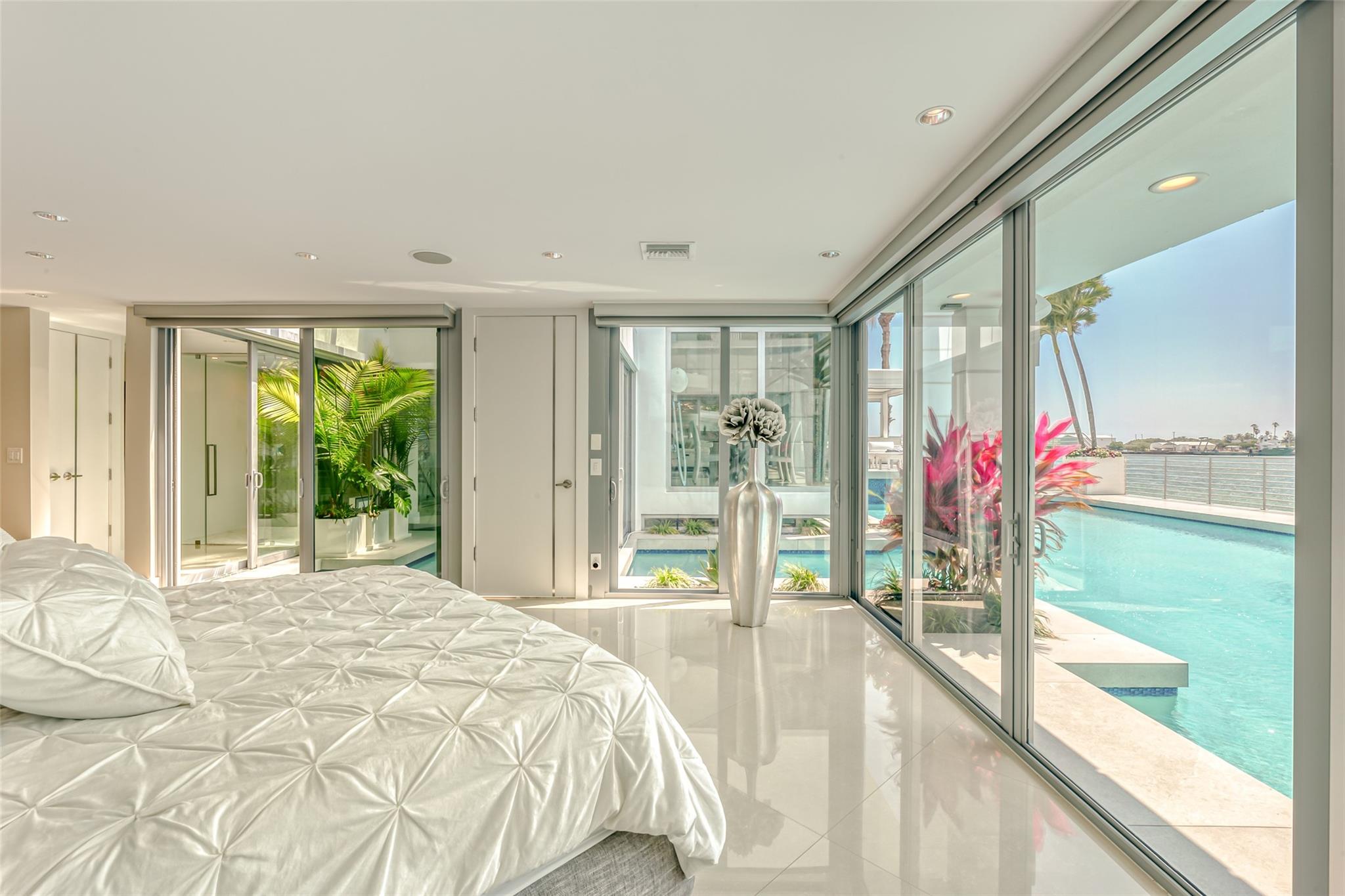 2200 Inlet Drive, Fort Lauderdale, FL 33316