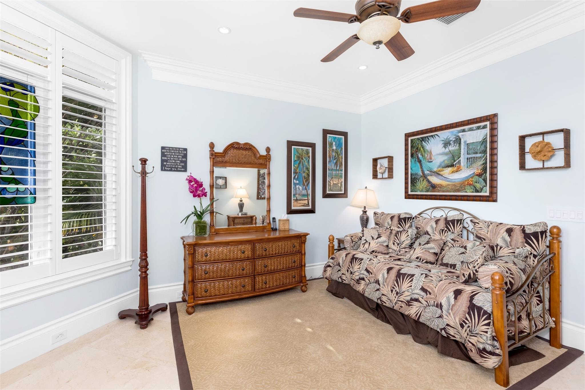 1739 SE 11th Street, Fort Lauderdale, FL 33316