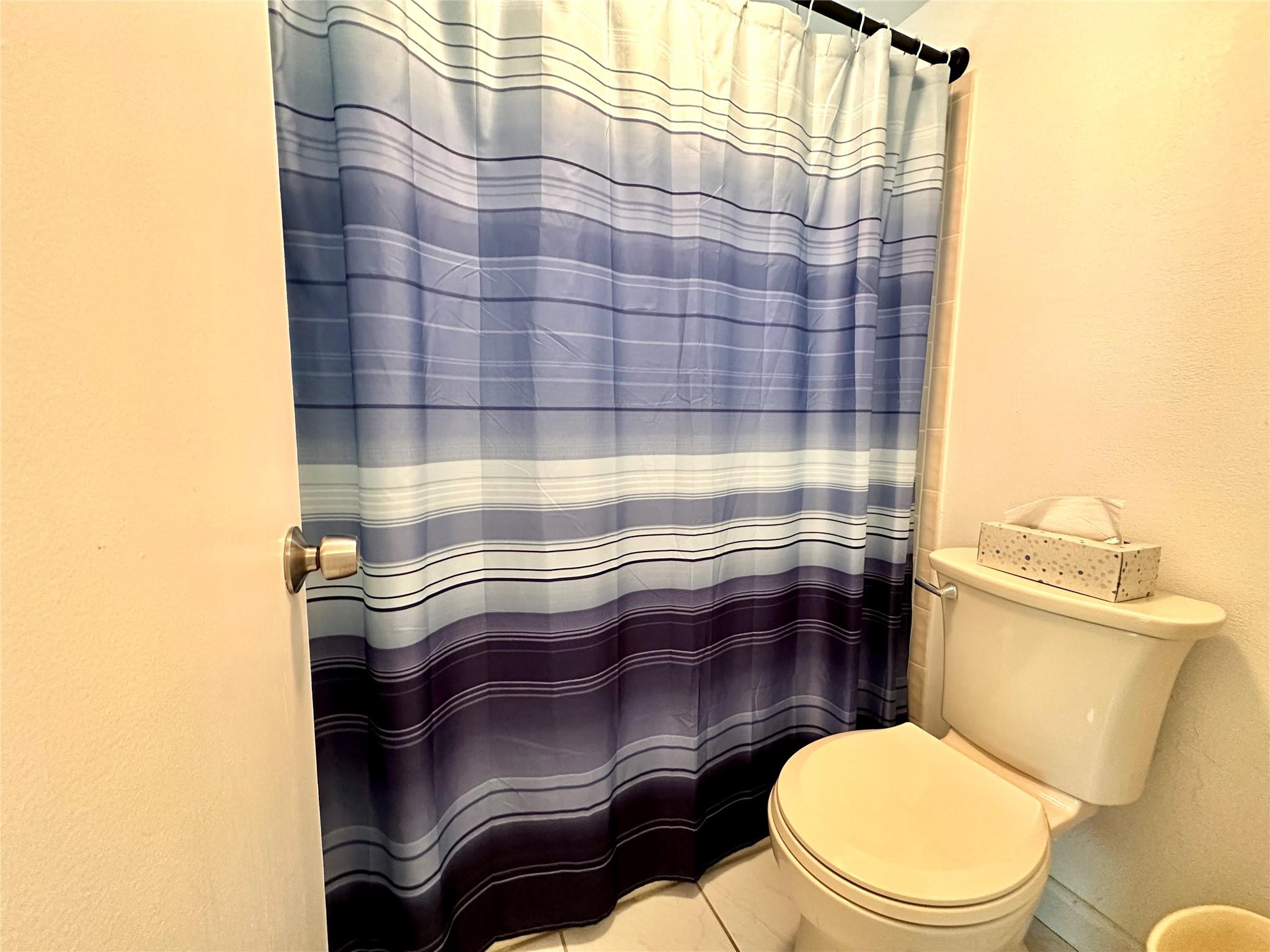 930 Twin Lakes Drive 8-P, Coral Springs, FL 33071