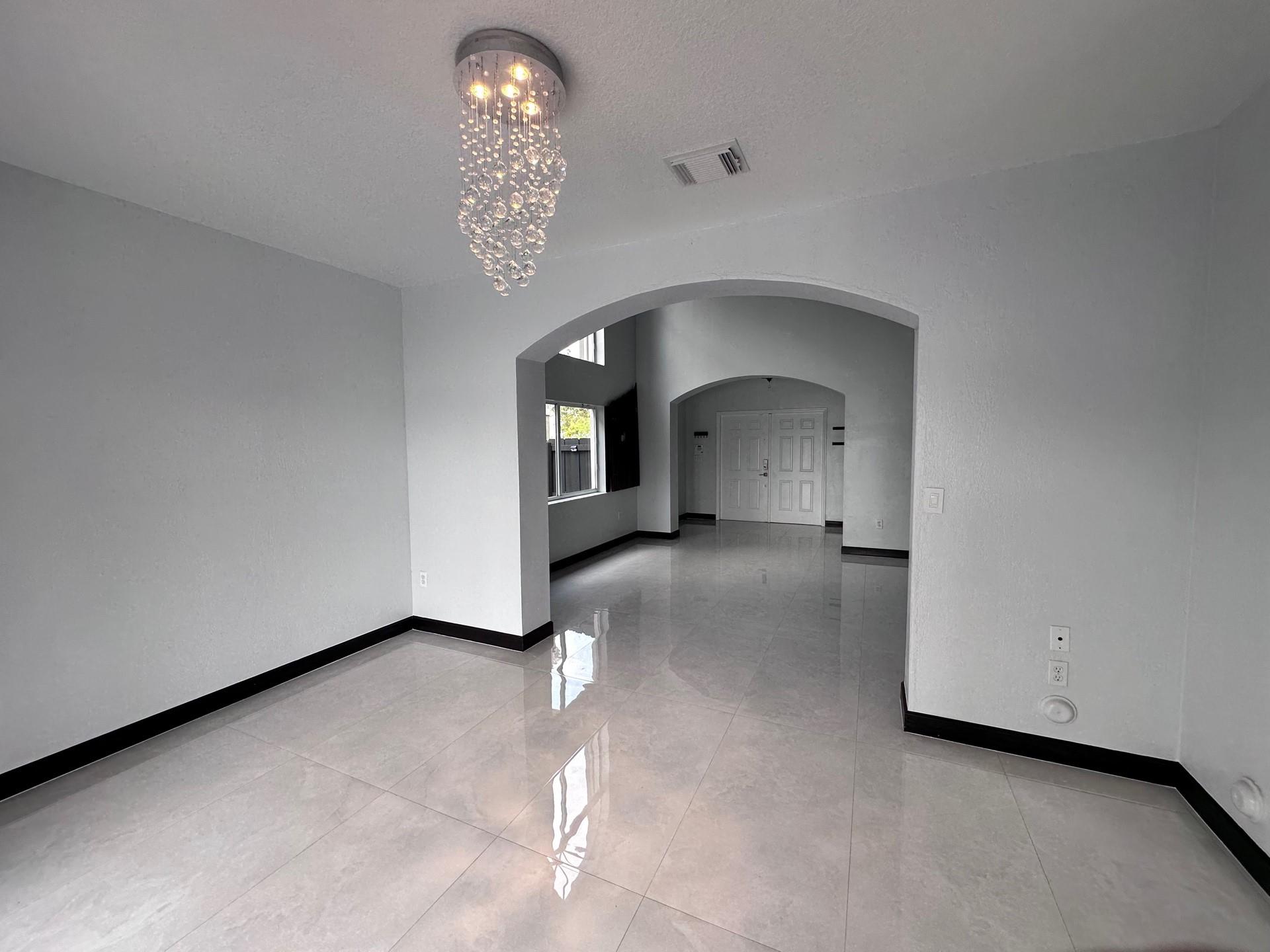 14024 SW 132nd Avenue, Miami, FL 33186