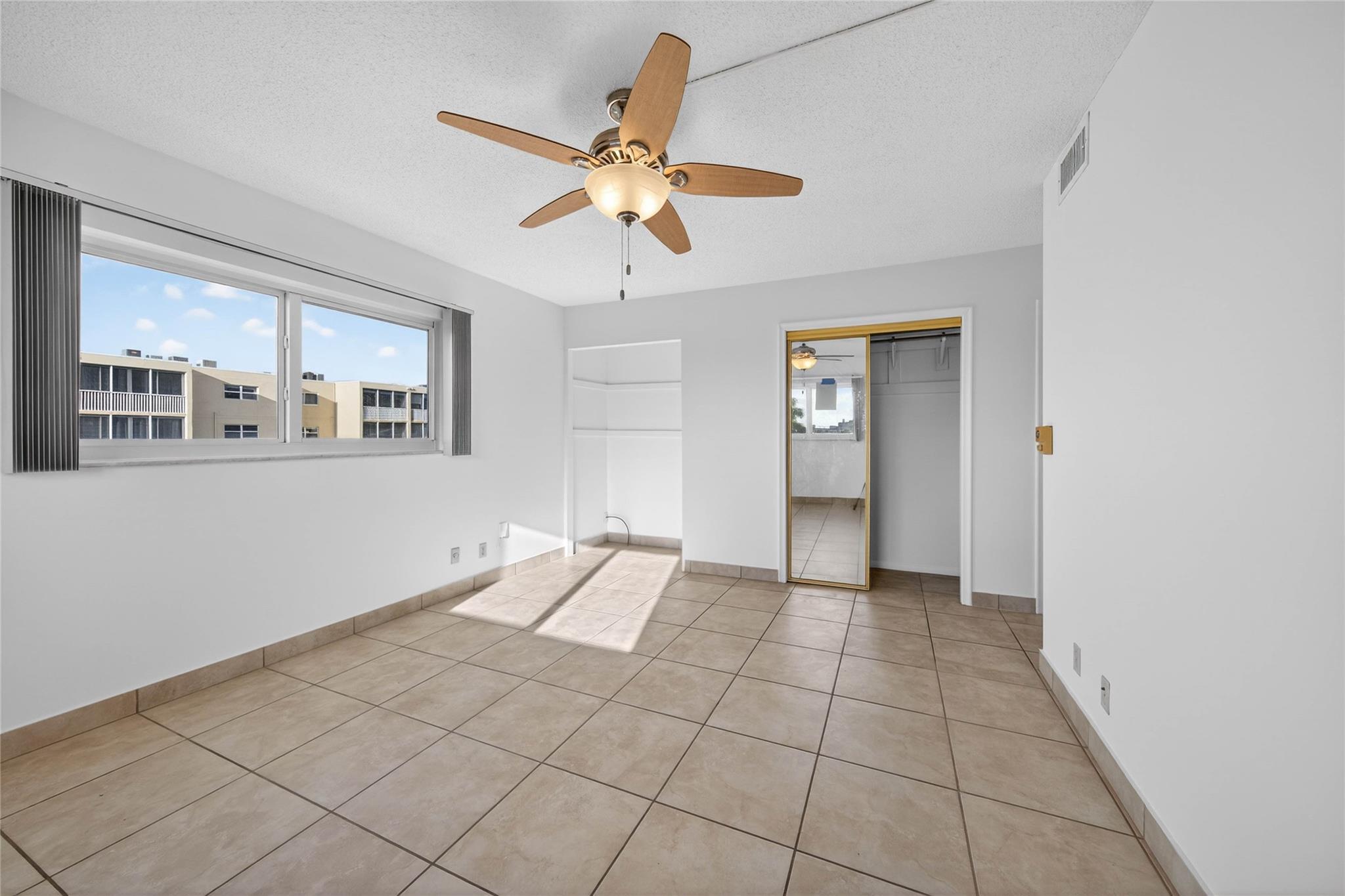 610 NE 12th Avenue 601, Hallandale Beach, FL 33009