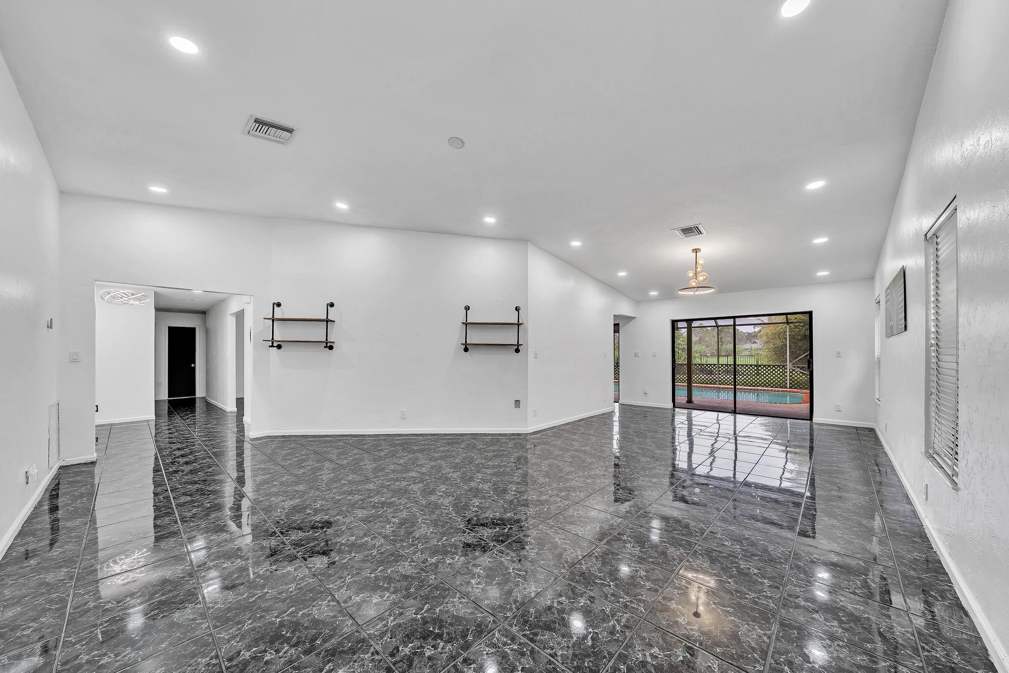 303 NW 105th Terrace, Coral Springs, FL 33071