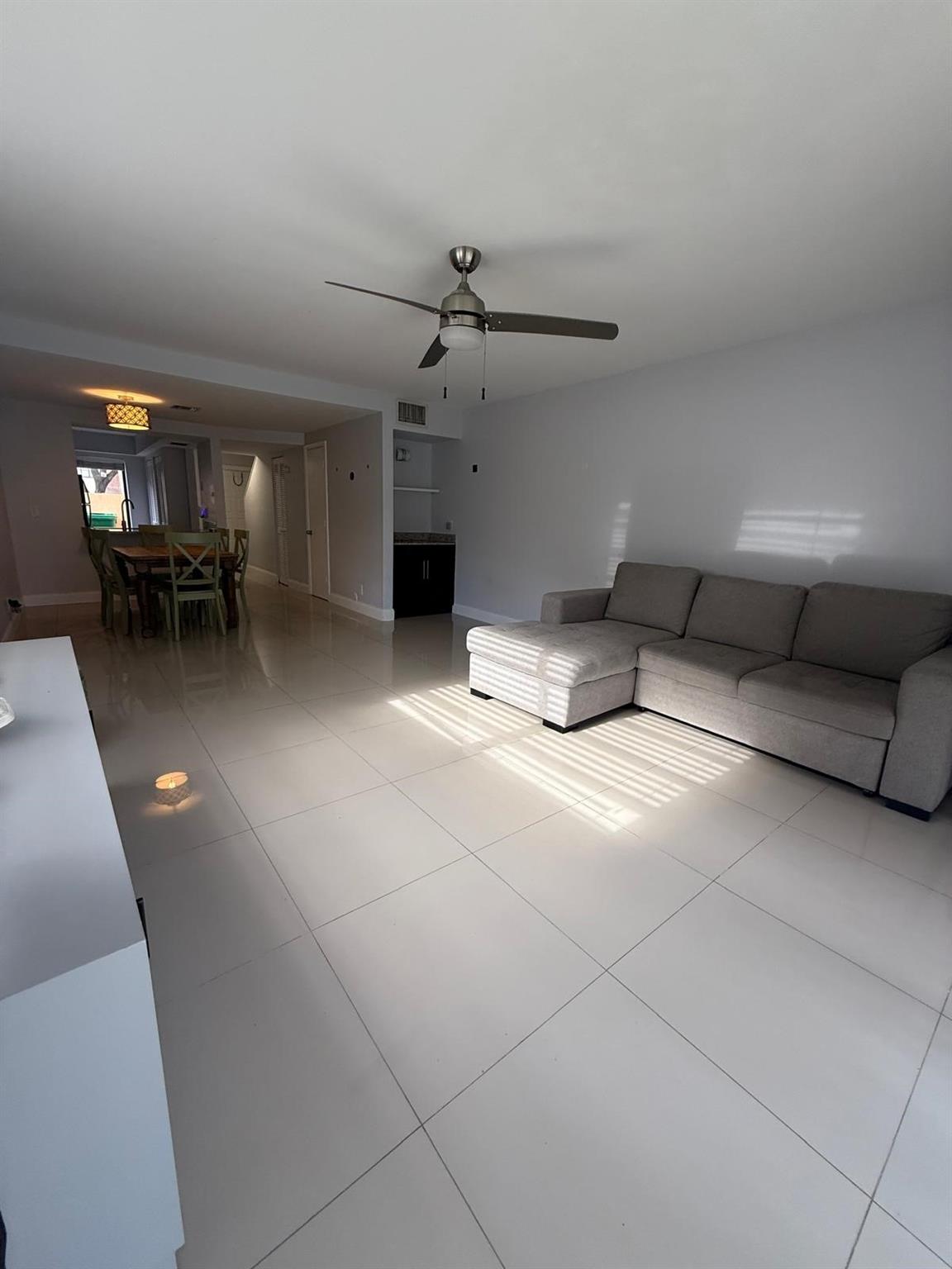 11596 NW 45th Street 4, Coral Springs, FL 33065